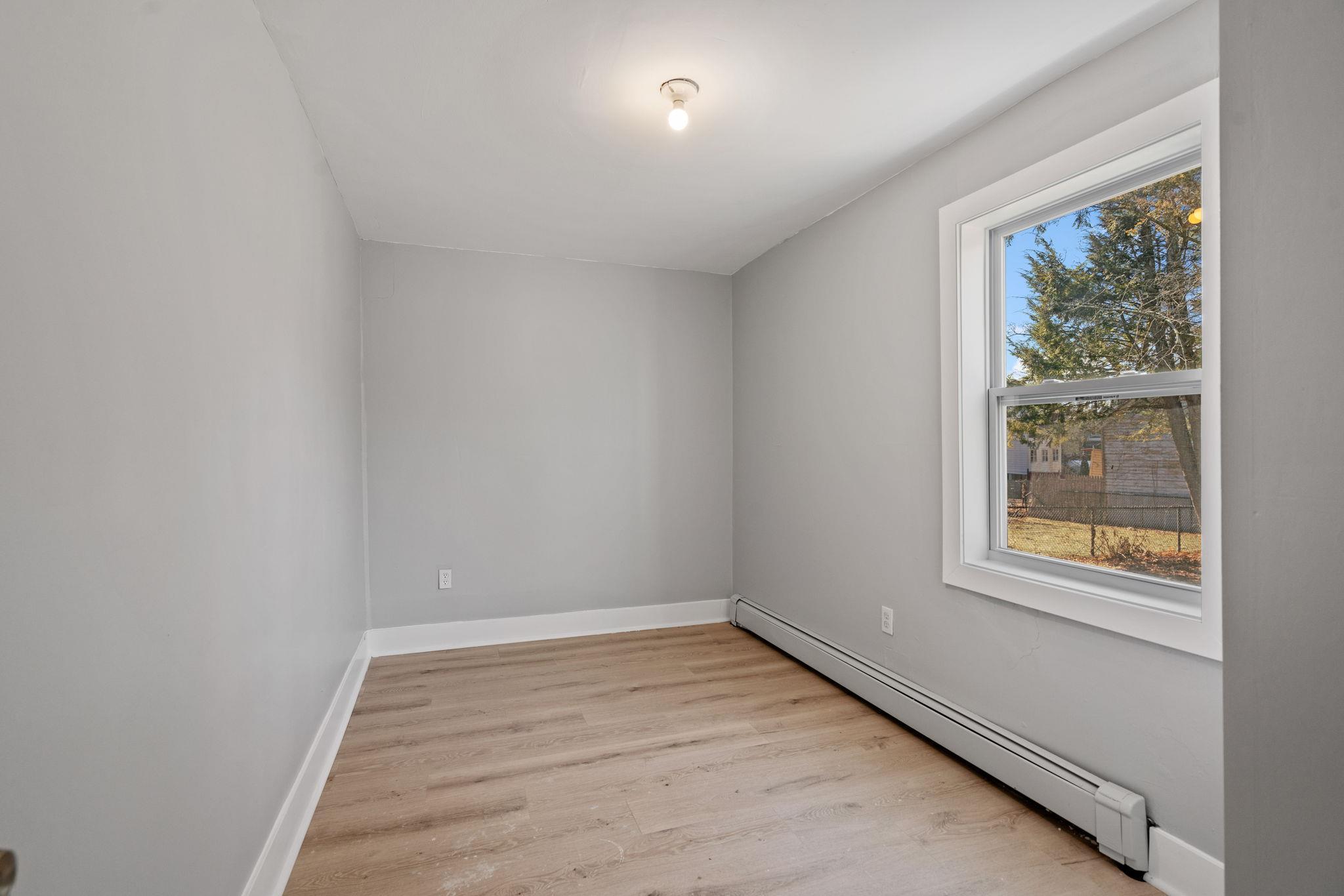 Single Family Garden  Dutchess County, NY 12601, MLS-832016-19