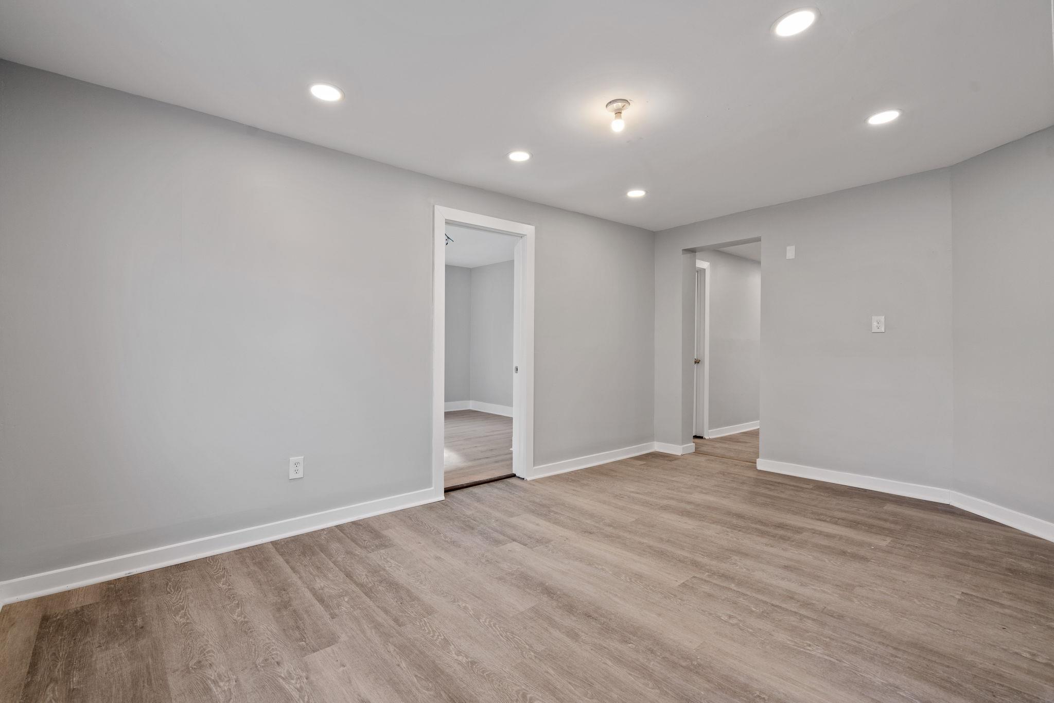 Single Family Garden  Dutchess County, NY 12601, MLS-832016-31