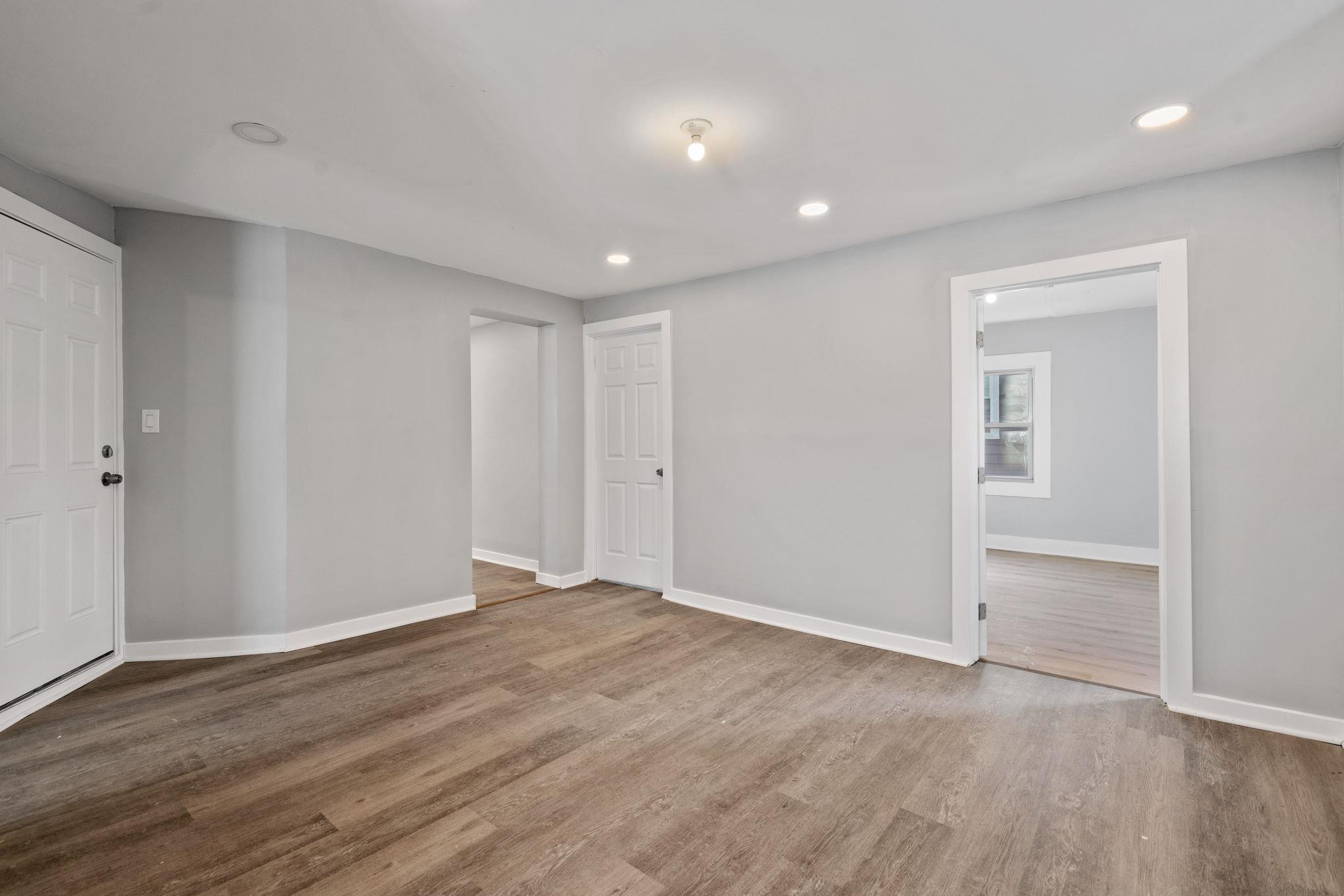Single Family Garden  Dutchess County, NY 12601, MLS-832016-38