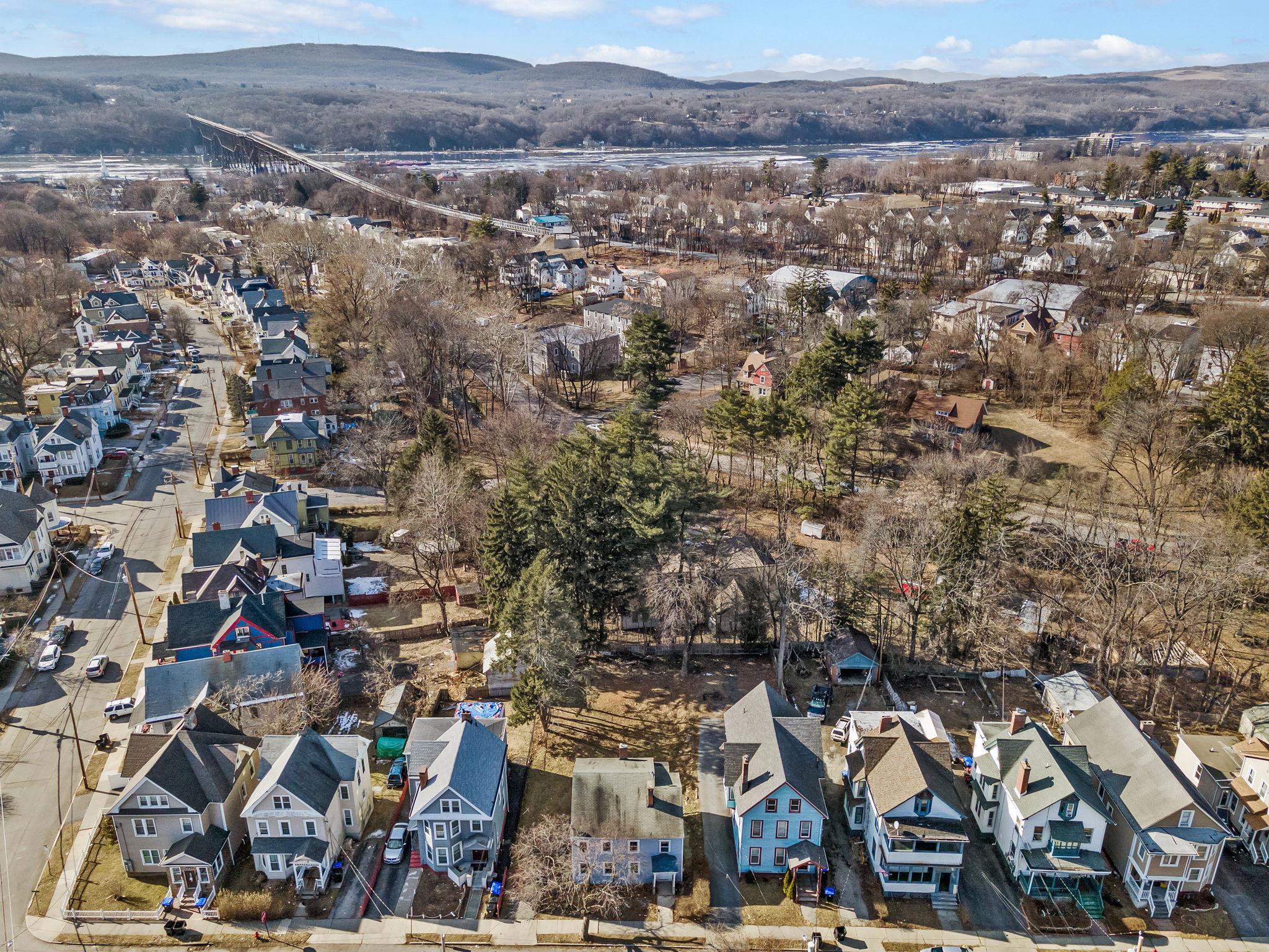 Single Family Garden  Dutchess County, NY 12601, MLS-832016-4