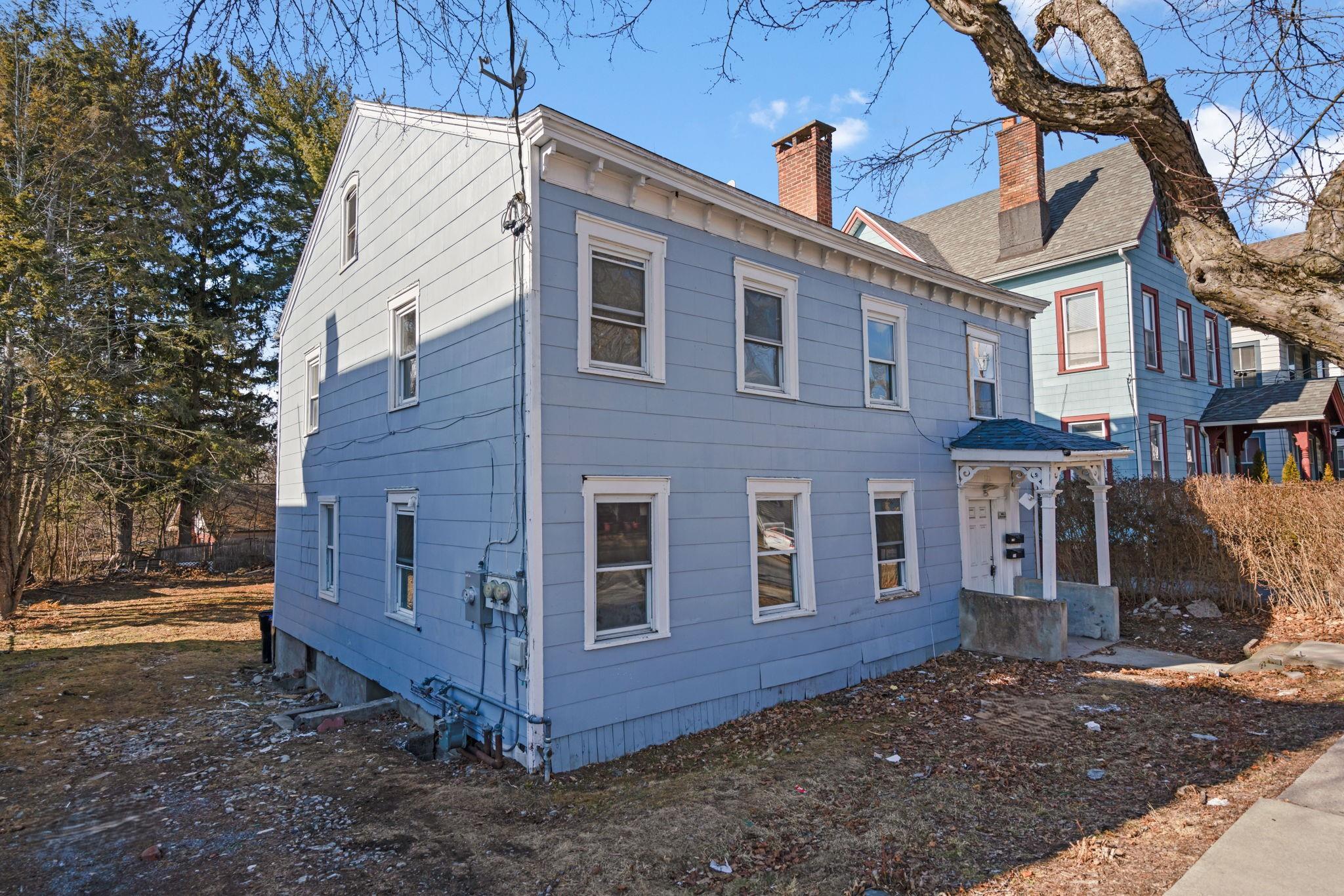 Single Family Garden  Dutchess County, NY 12601, MLS-832016-5