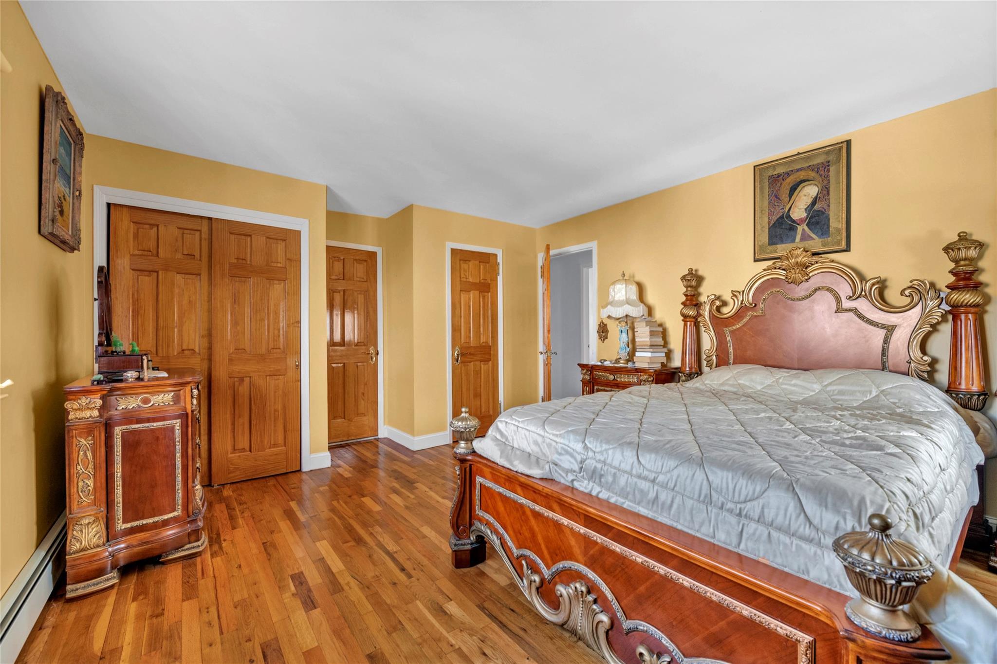 Single Family 8th  Nassau County, NY 11709, MLS-832057-10