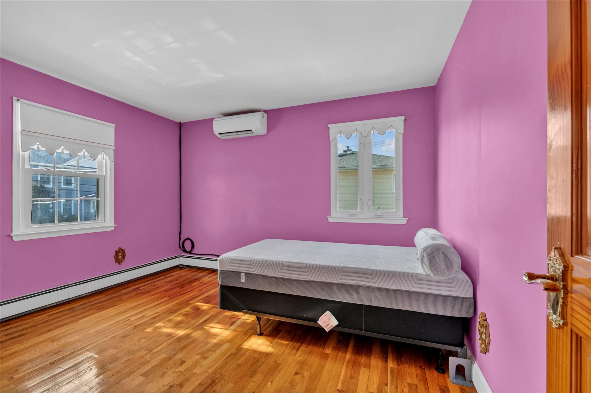 Single Family 8th  Nassau County, NY 11709, MLS-832057-11