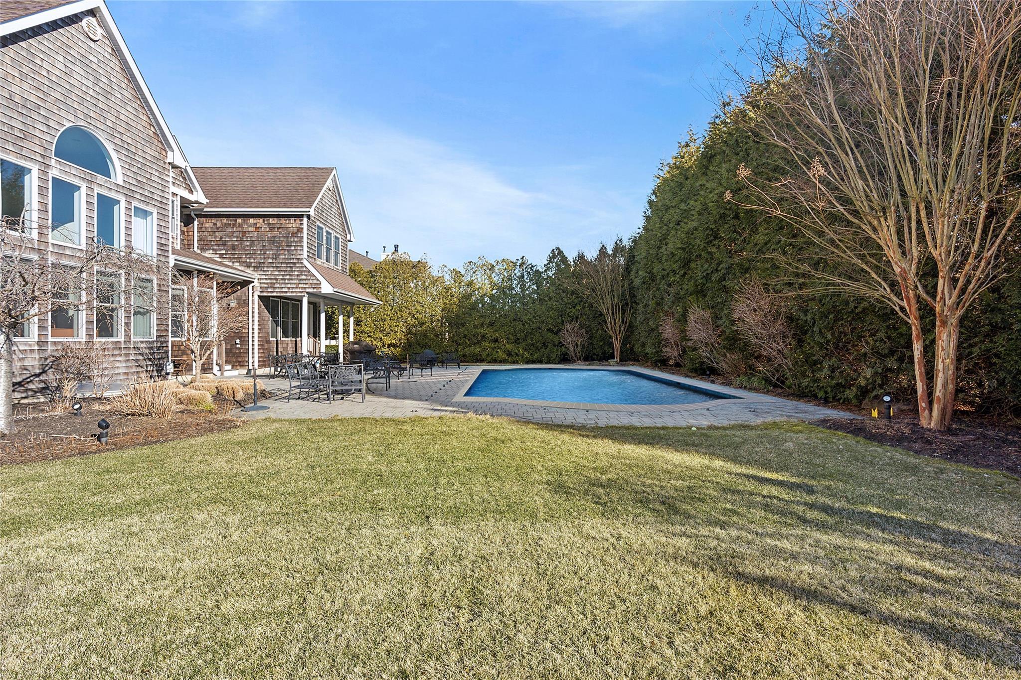 Single Family Seasons  Suffolk County, NY 11968, MLS-832074-24