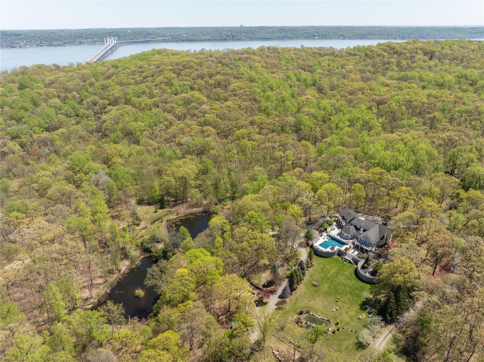Single Family Clausland Mountain  Rockland County, NY 10913, MLS-832081-2