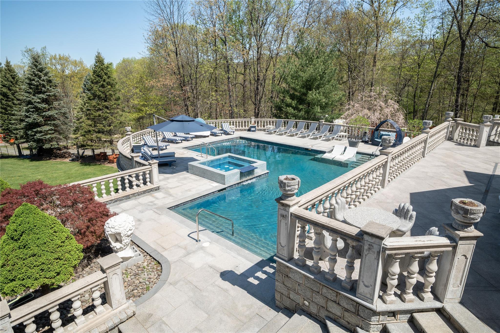 Single Family Clausland Mountain  Rockland County, NY 10913, MLS-832081-41