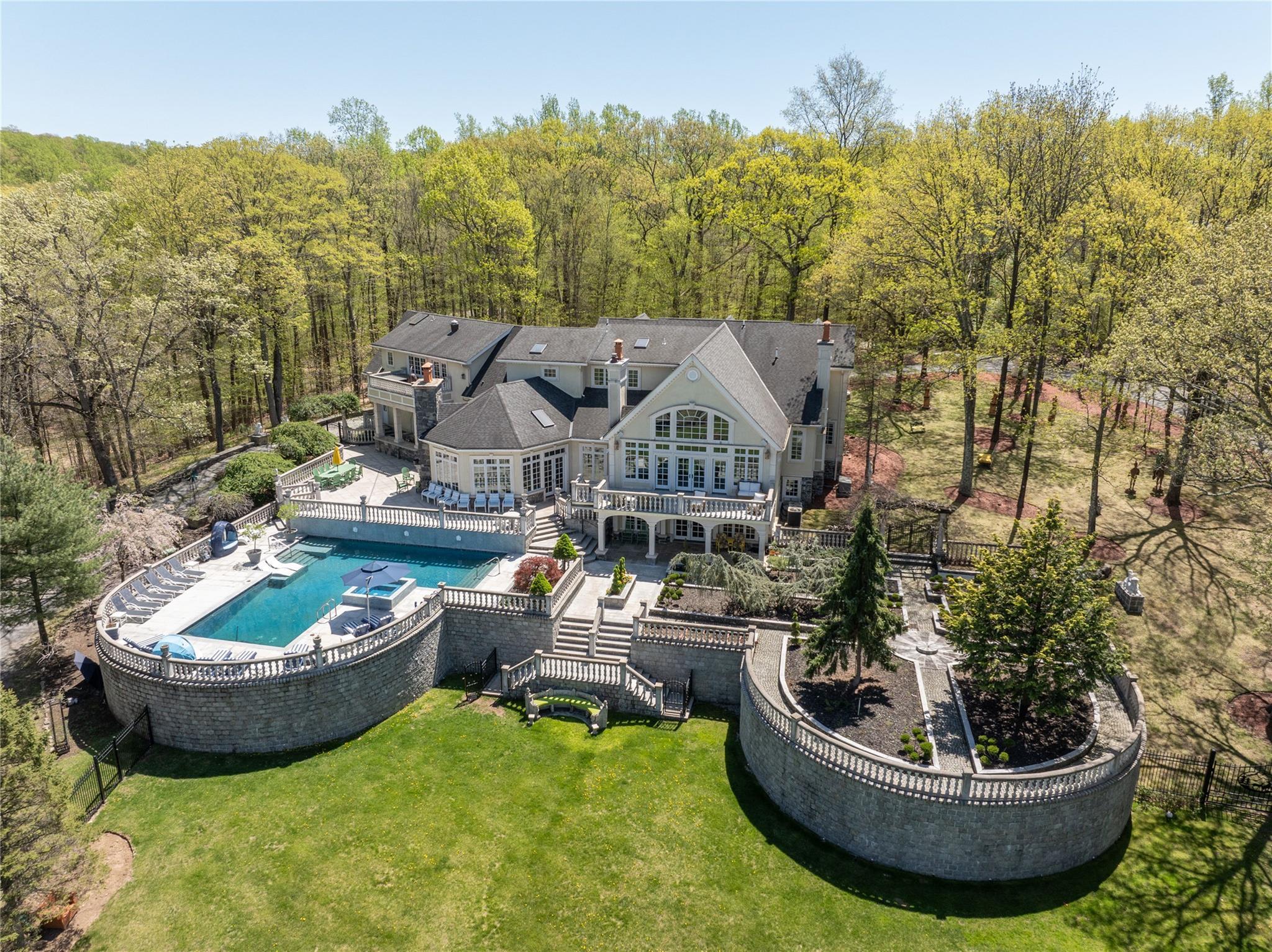 Single Family Clausland Mountain  Rockland County, NY 10913, MLS-832081-47