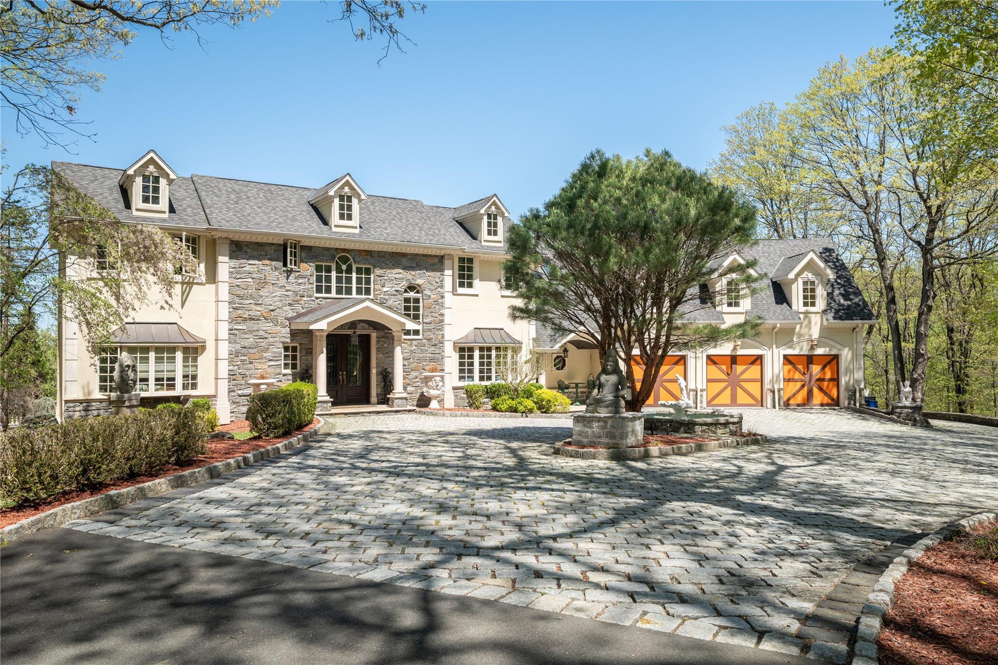 Single Family Clausland Mountain  Rockland County, NY 10913, MLS-832081-5