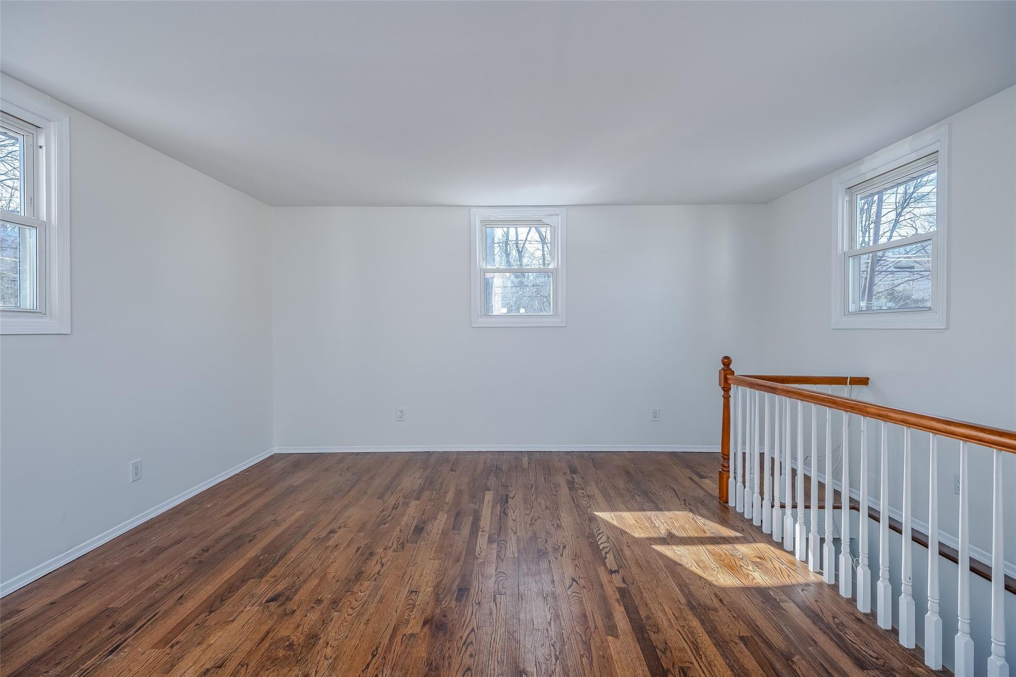 Single Family Pershing  Nassau County, NY 11560, MLS-832103-11