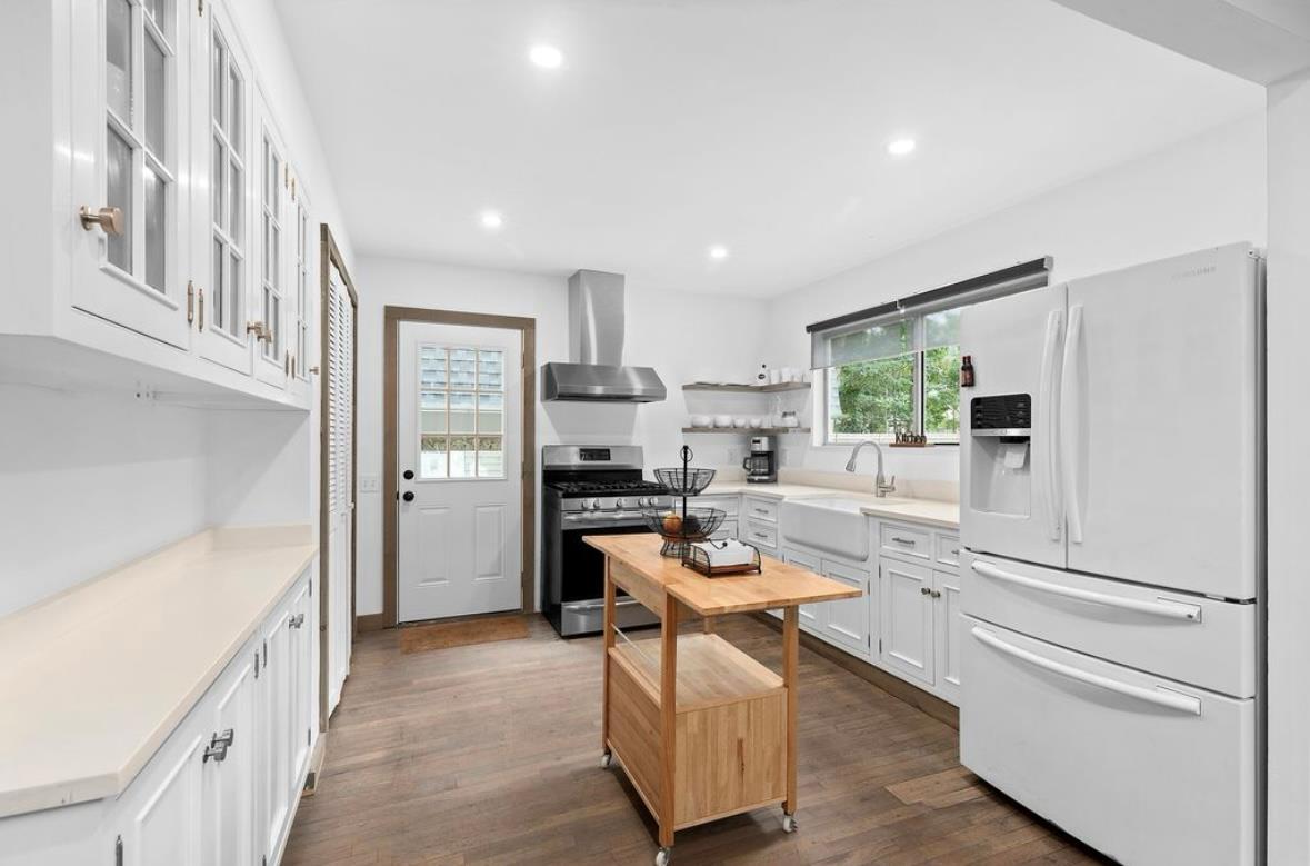 Single Family Whalers  Suffolk County, NY 11963, MLS-832136-12