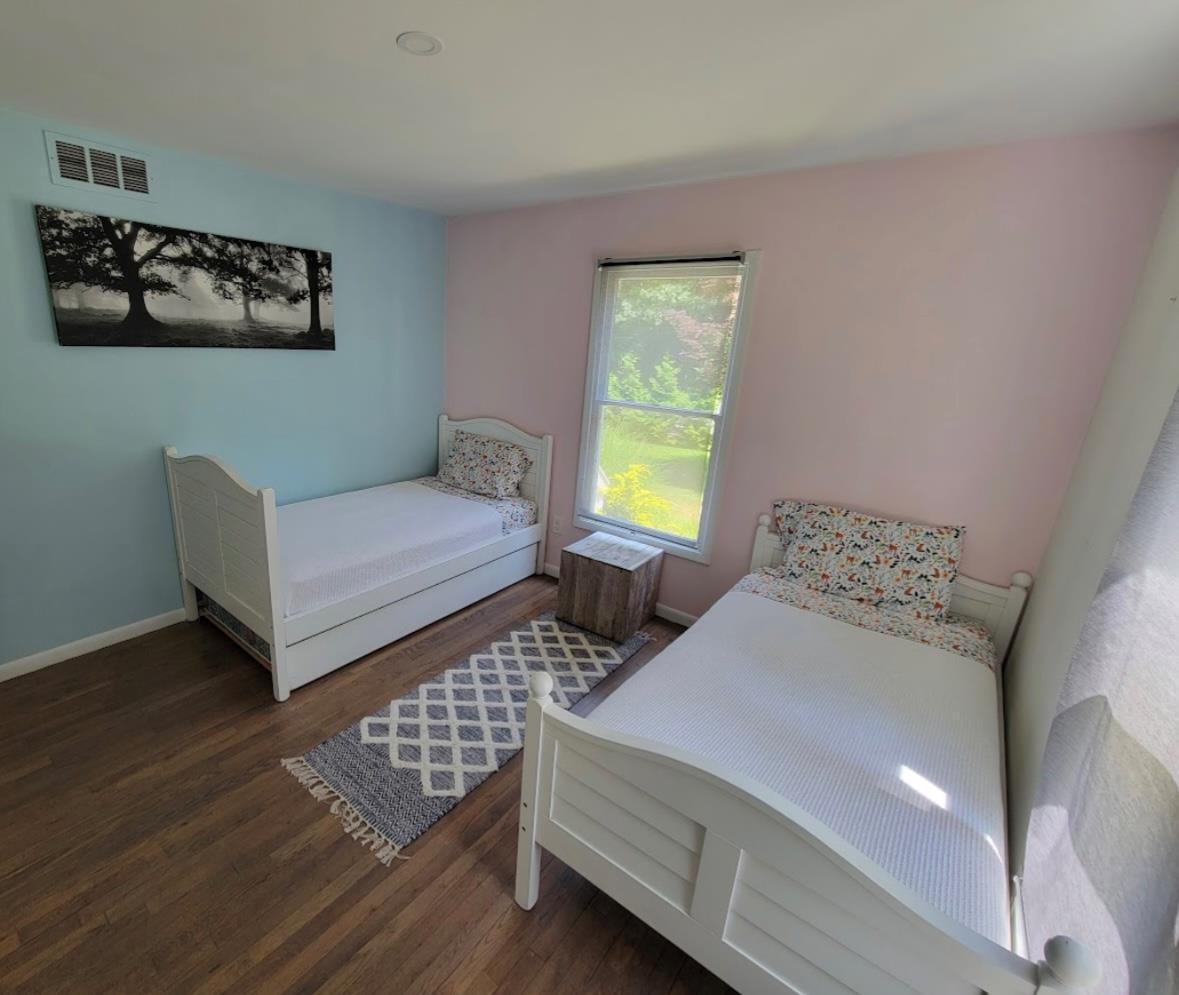 Single Family Whalers  Suffolk County, NY 11963, MLS-832136-19