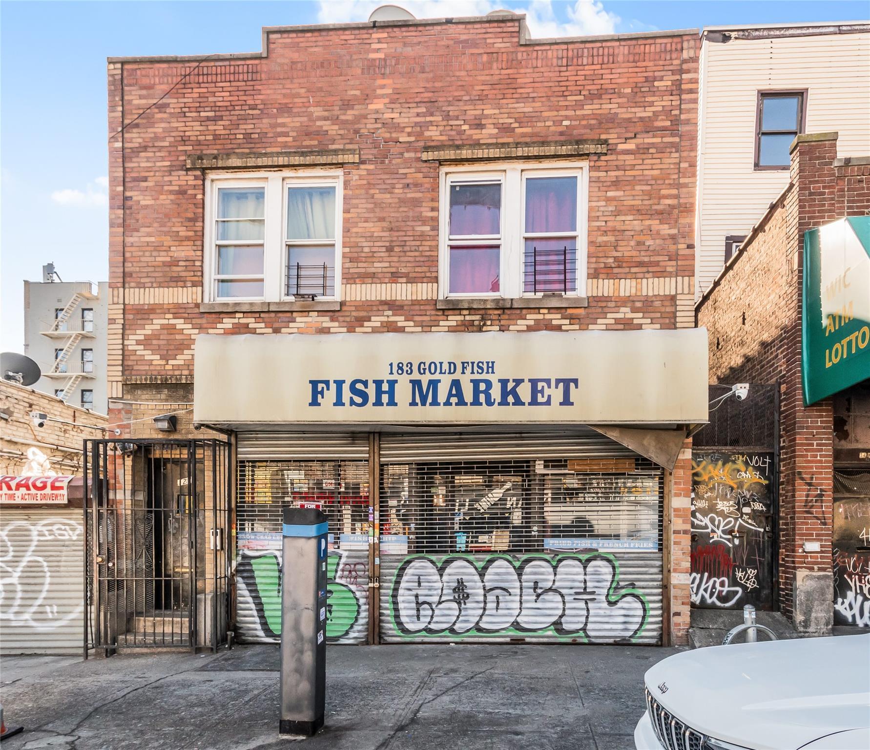Commercial Lease 183rd  Bronx, NY 10453, MLS-832148-11