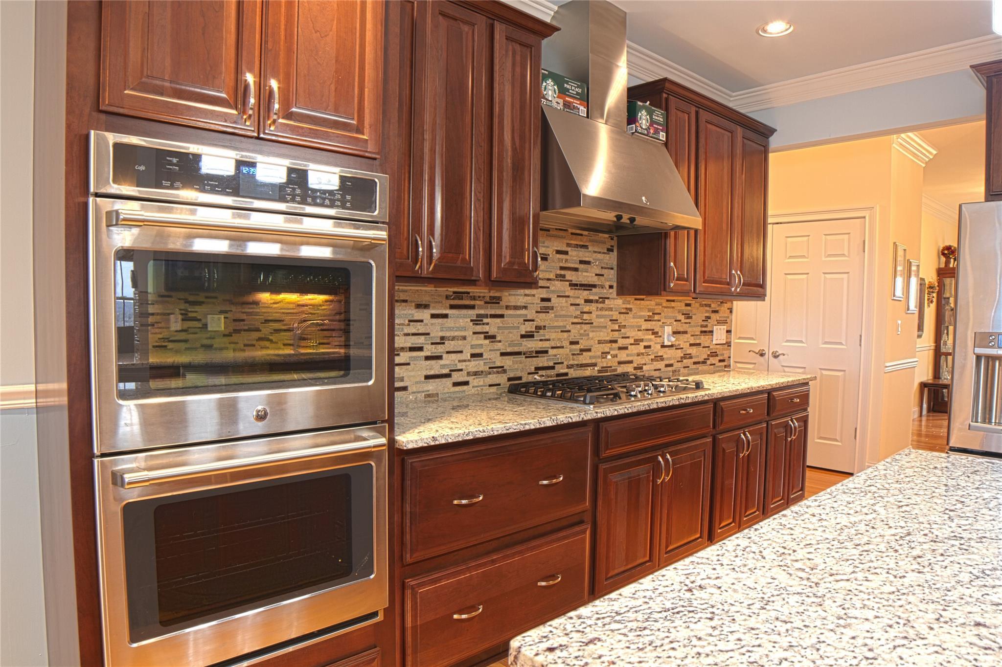Single Family Ridgeline  Dutchess County, NY 12603, MLS-832191-17
