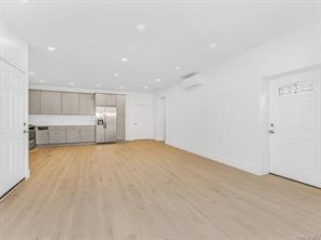 Apartment Delafield  Bronx, NY 10471, MLS-832194-2