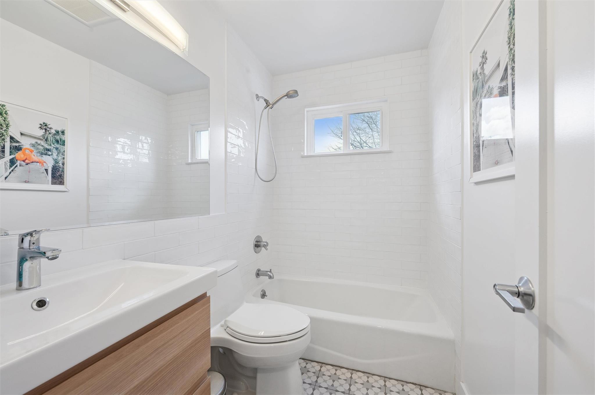 Single Family Gardners  Suffolk County, NY 11946, MLS-832238-13