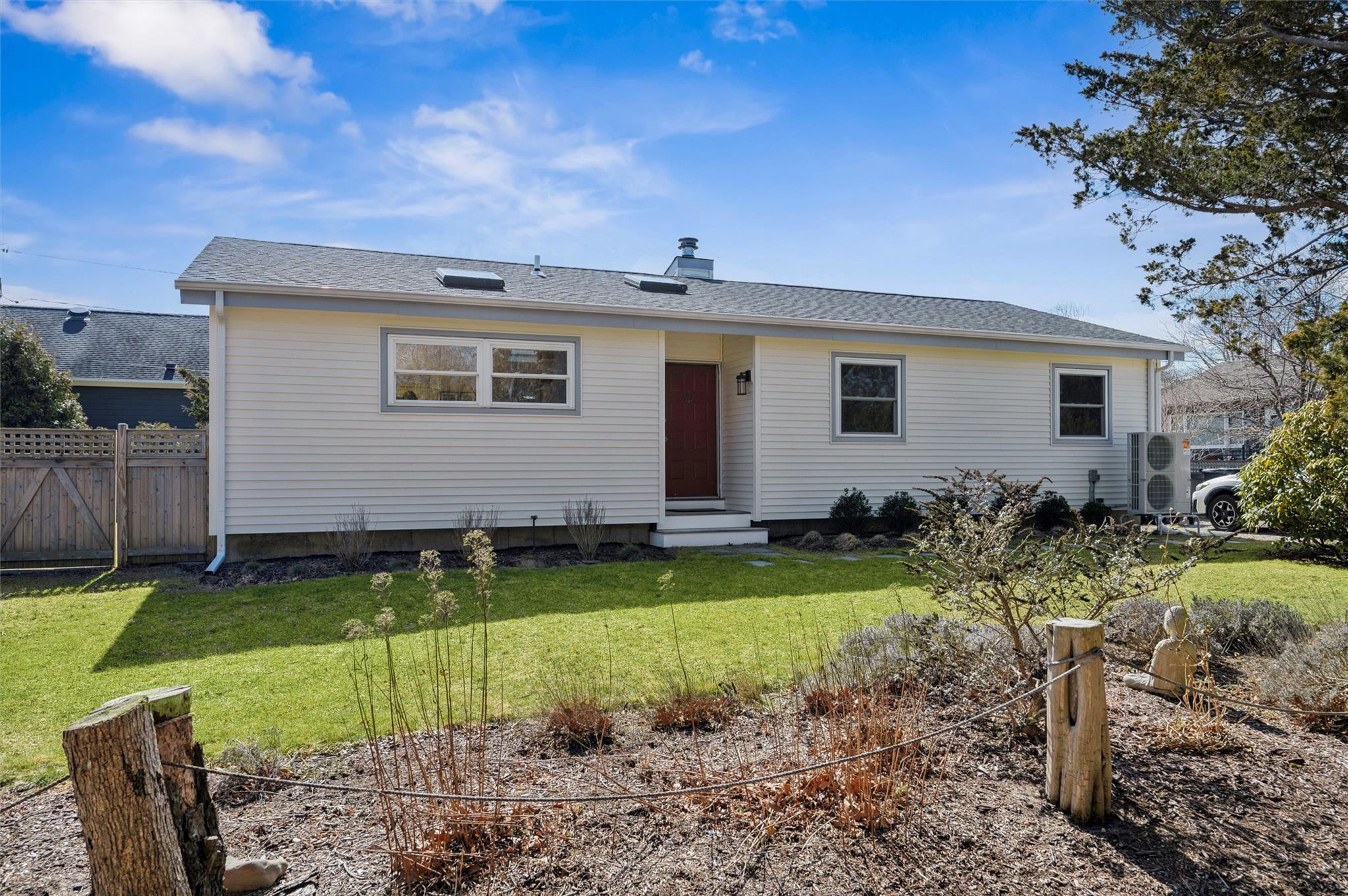 Single Family Gardners  Suffolk County, NY 11946, MLS-832238-2