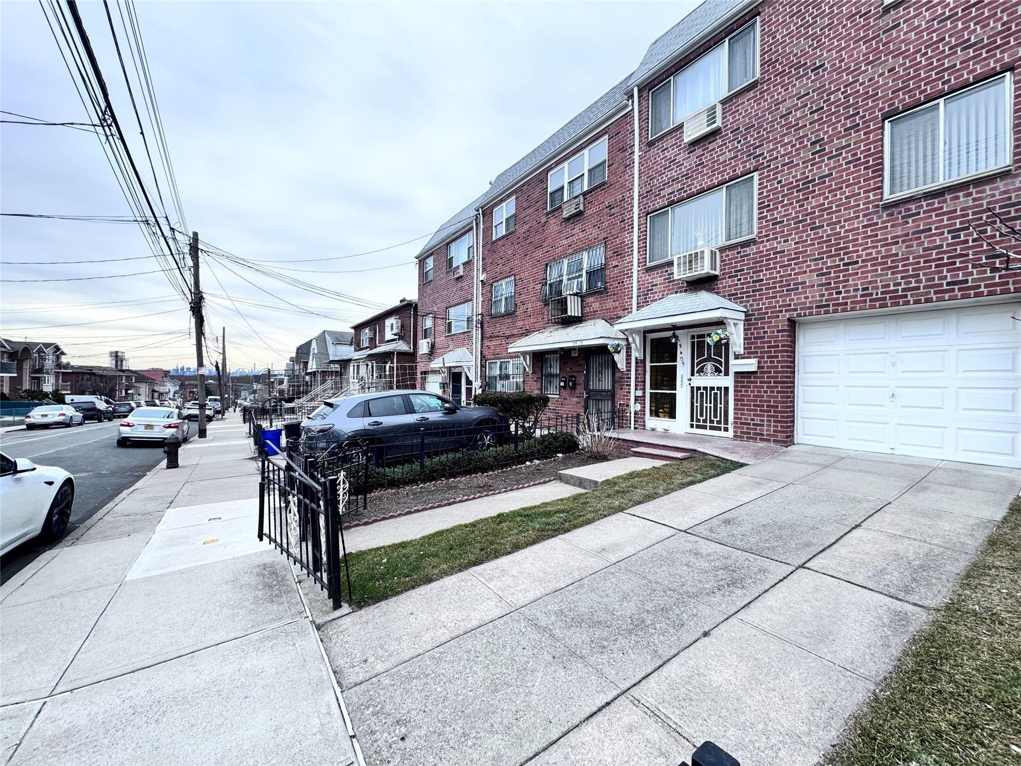Single Family 59th  Queens, NY 11355, MLS-832261-6