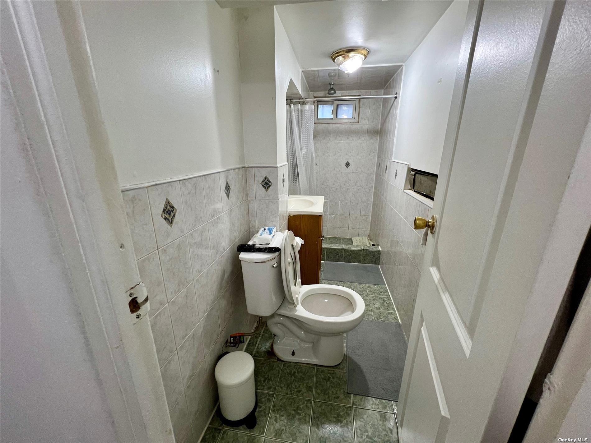 Single Family 73  Queens, NY 11377, MLS-832310-12