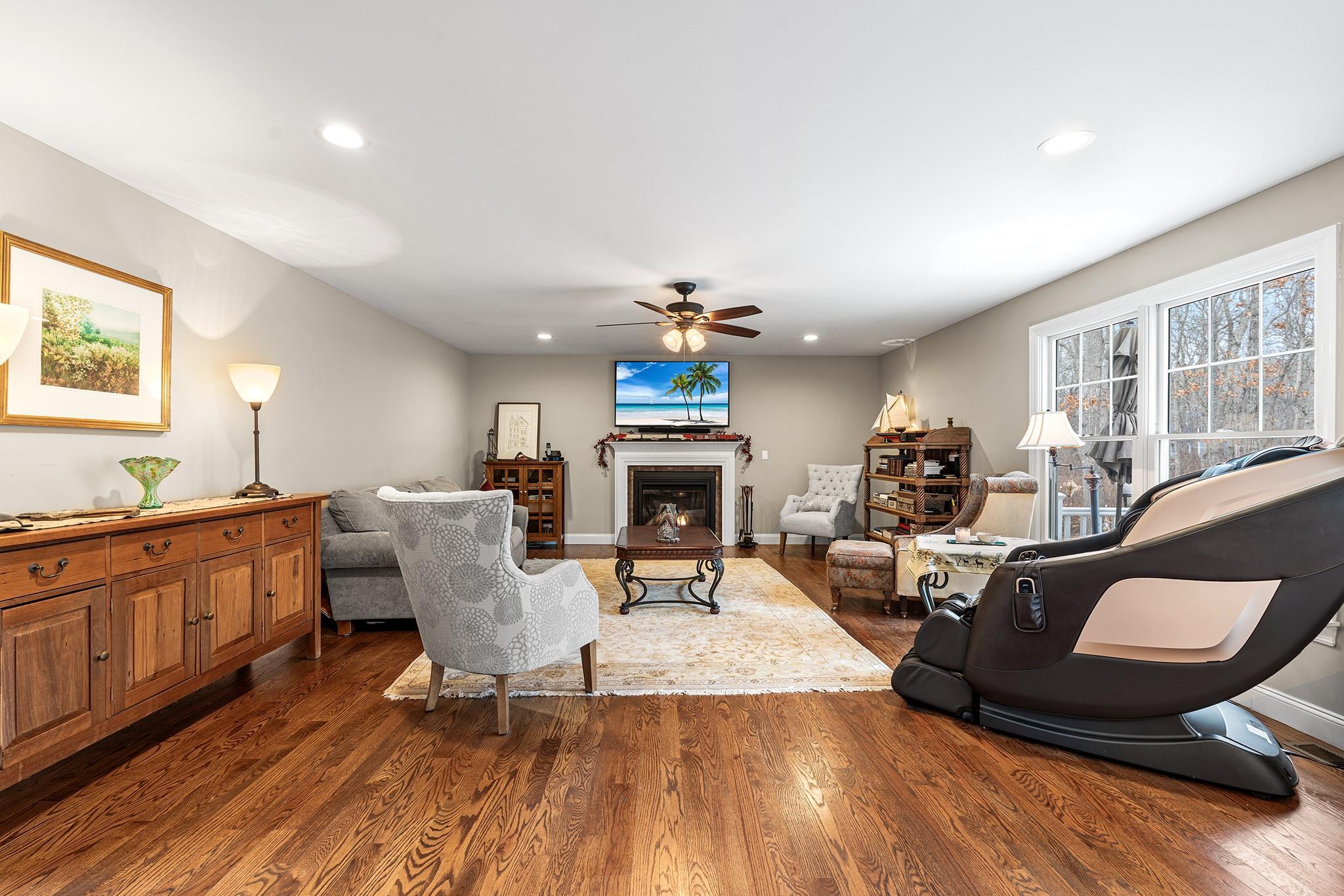 Single Family Hickory  Suffolk County, NY 11971, MLS-832312-13
