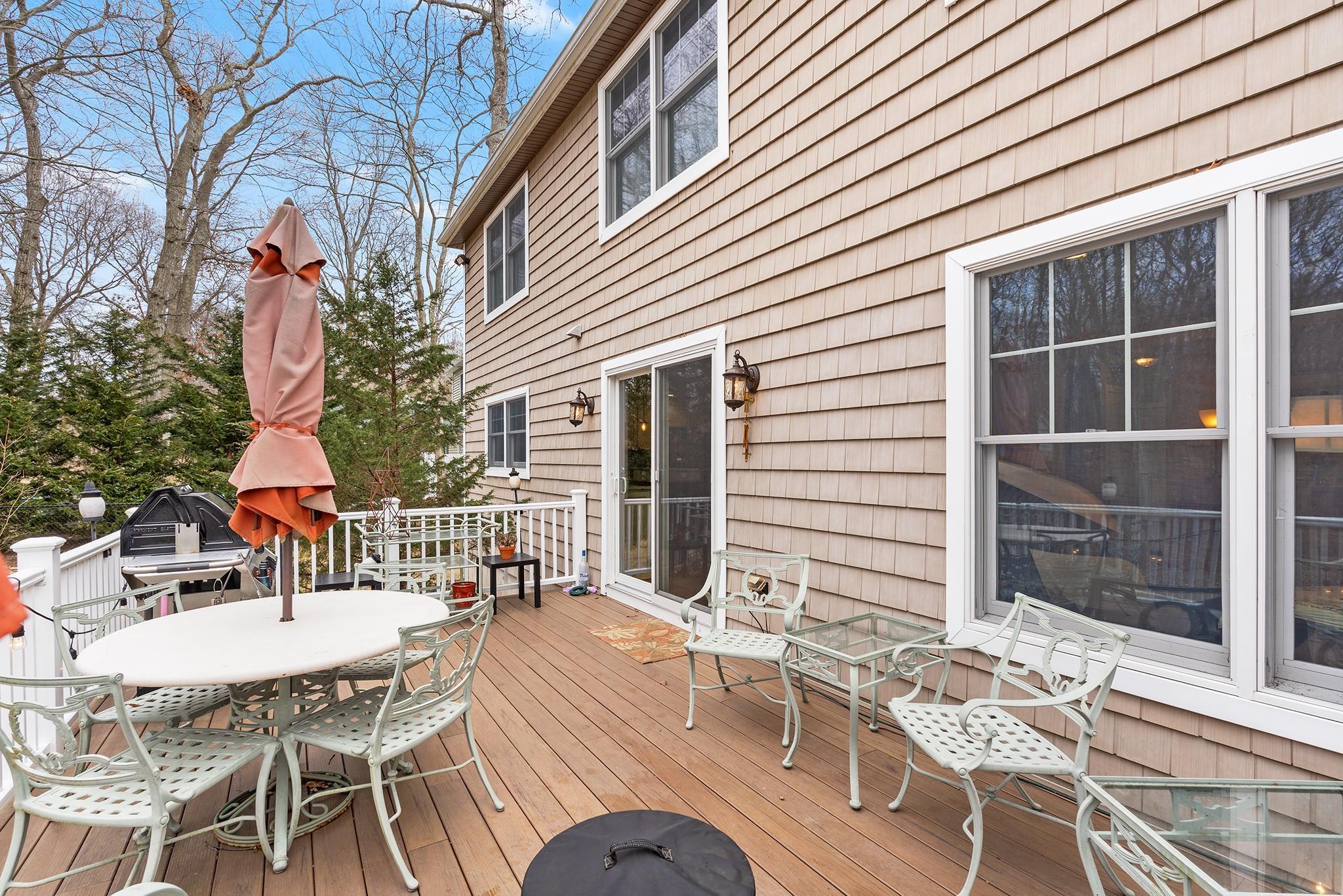 Single Family Hickory  Suffolk County, NY 11971, MLS-832312-36