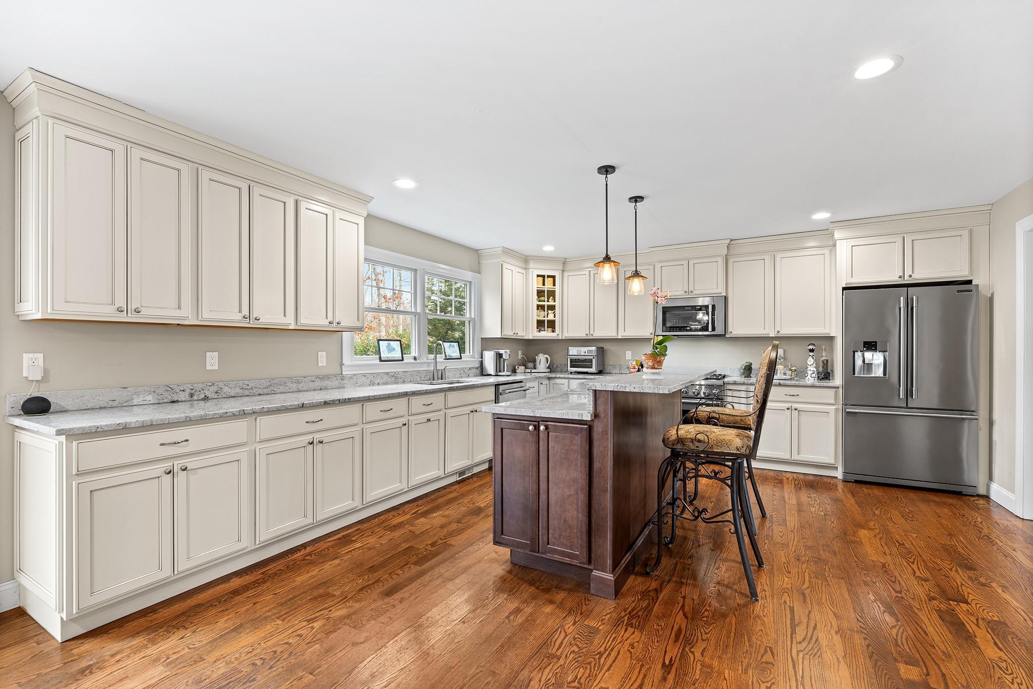Single Family Hickory  Suffolk County, NY 11971, MLS-832312-9