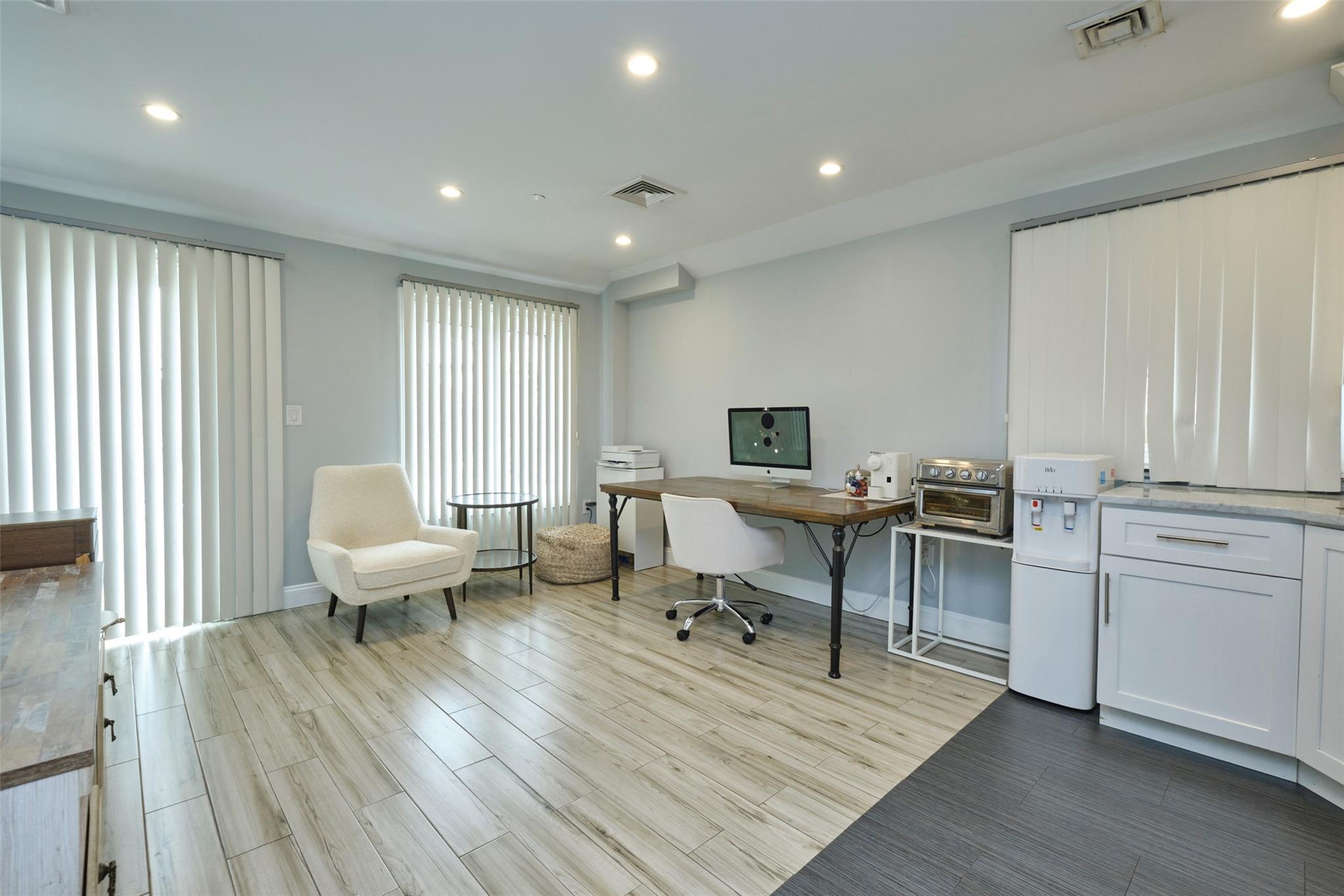 Single Family Merrill  Queens, NY 11434, MLS-832316-3