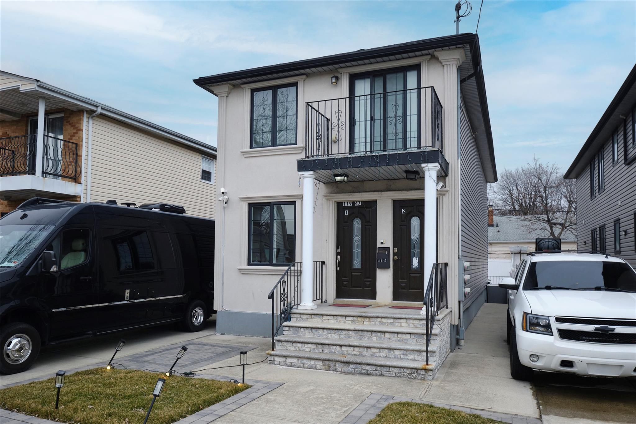 Single Family Merrill  Queens, NY 11434, MLS-832316-32