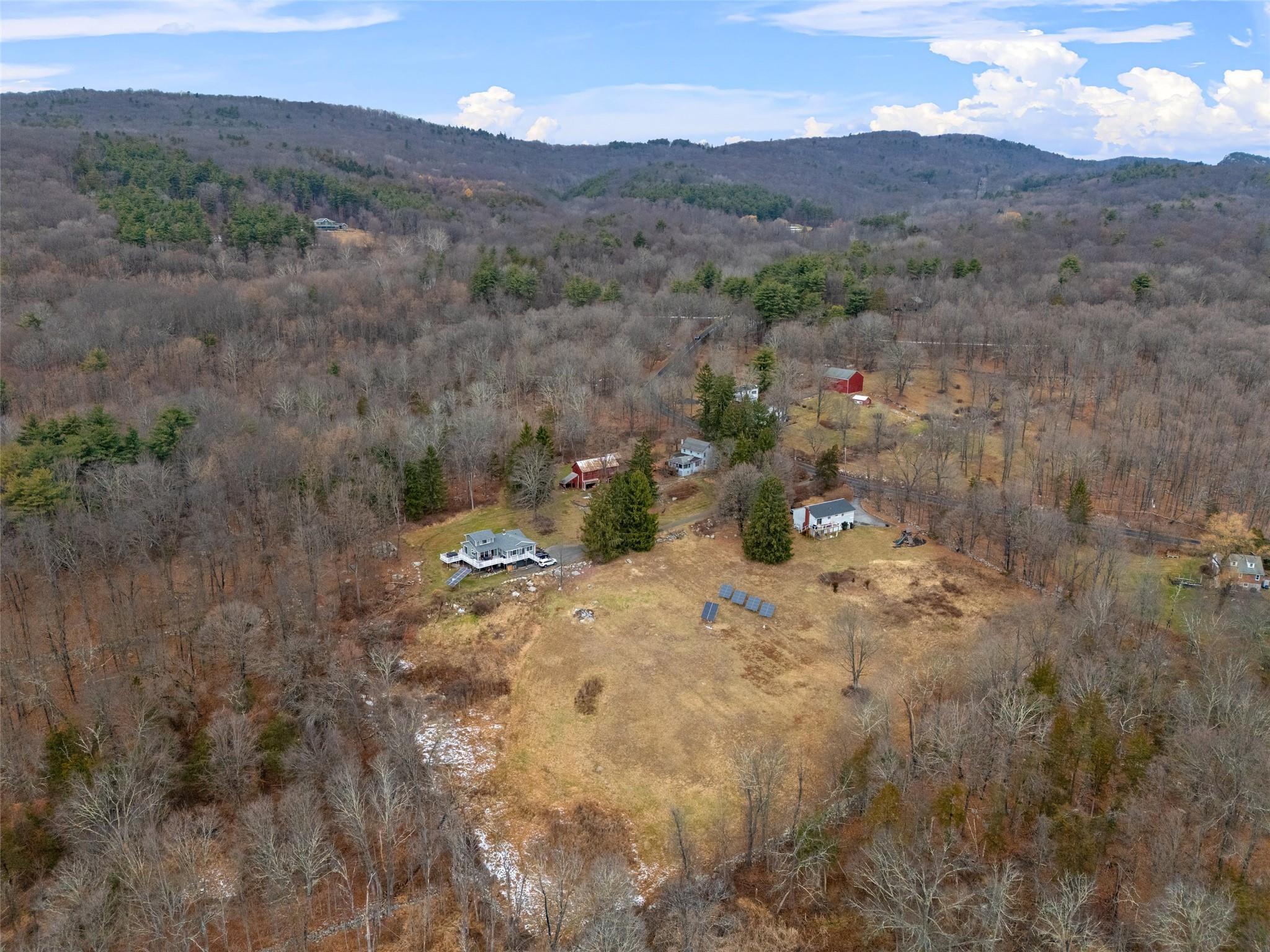 Single Family Mountain Rest  Ulster County, NY 12561, MLS-832333-40