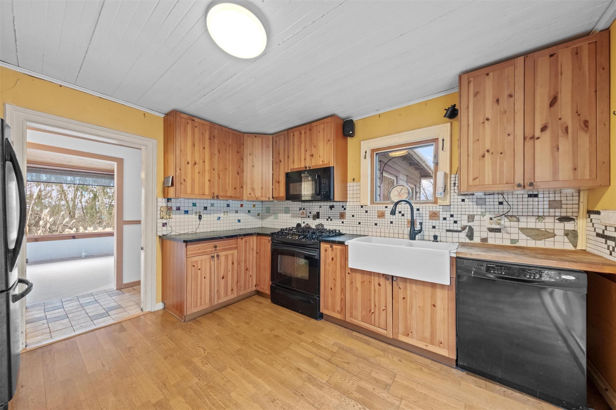 Single Family Mountain Rest  Ulster County, NY 12561, MLS-832333-7