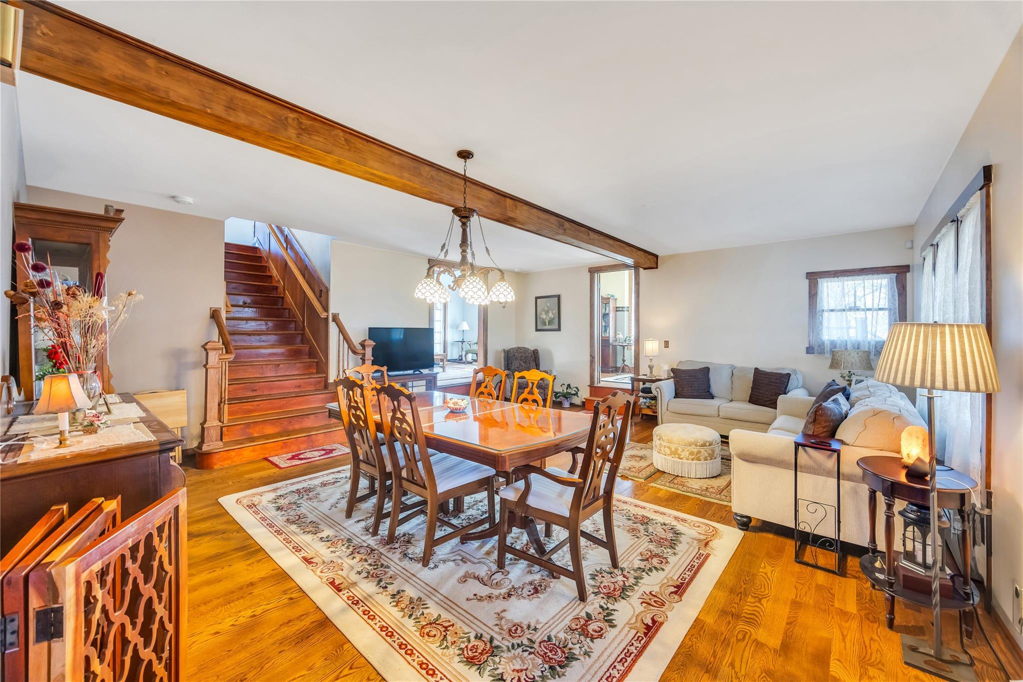 Single Family Southern  Suffolk County, NY 11767, MLS-832338-22