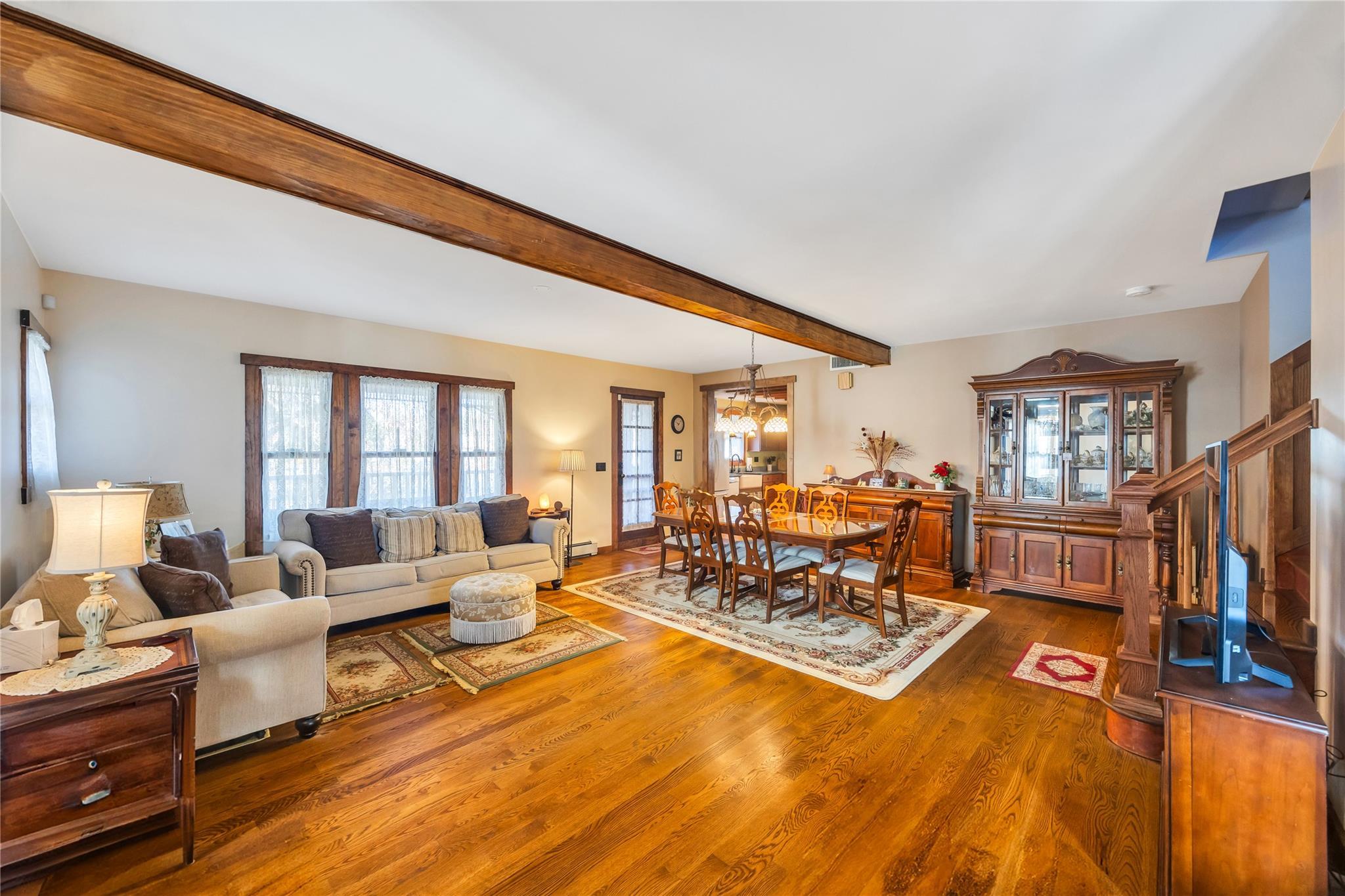 Single Family Southern  Suffolk County, NY 11767, MLS-832338-24