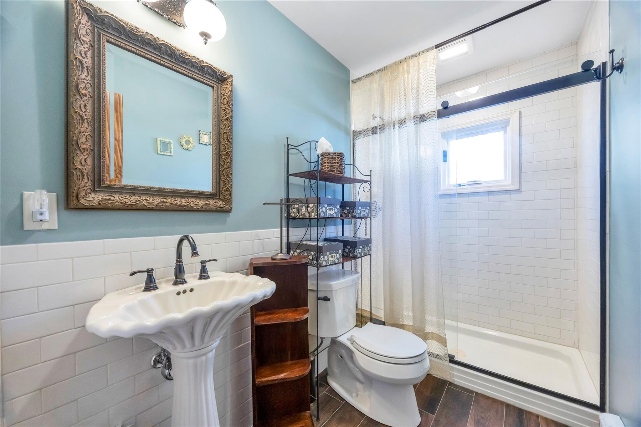 Single Family Southern  Suffolk County, NY 11767, MLS-832338-31