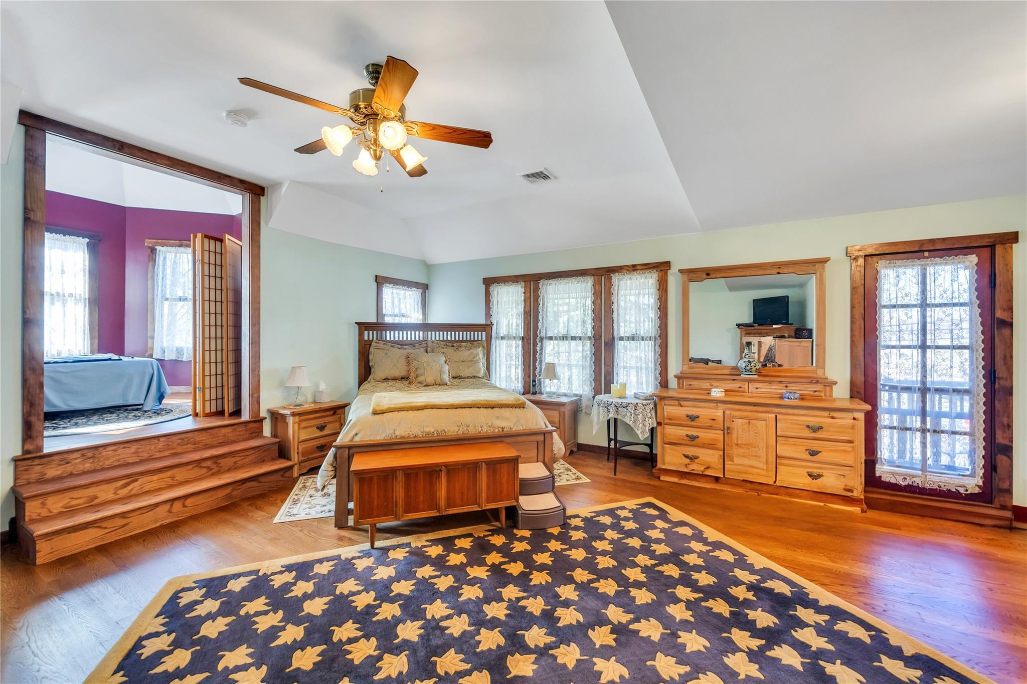 Single Family Southern  Suffolk County, NY 11767, MLS-832338-34
