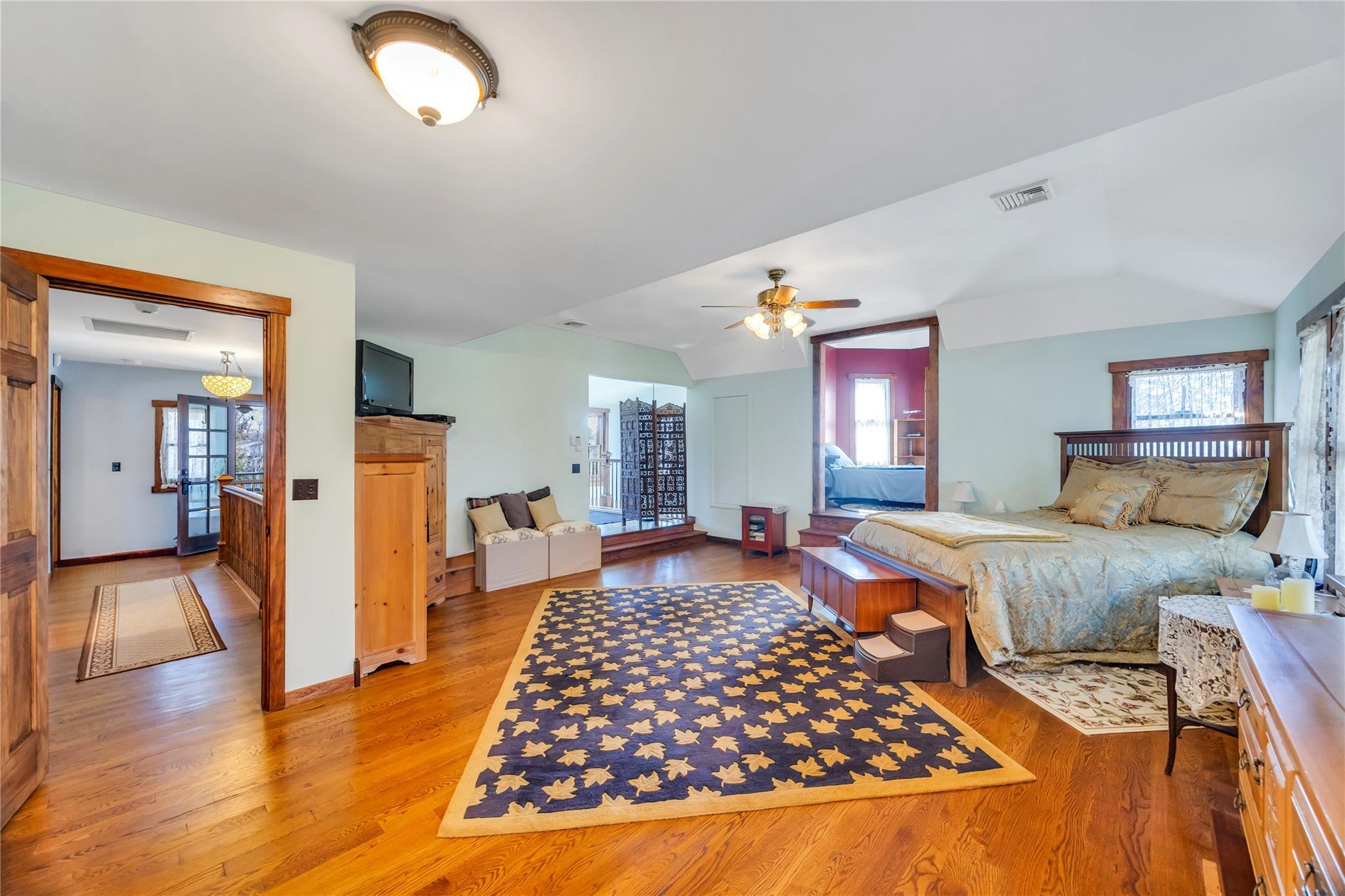Single Family Southern  Suffolk County, NY 11767, MLS-832338-35