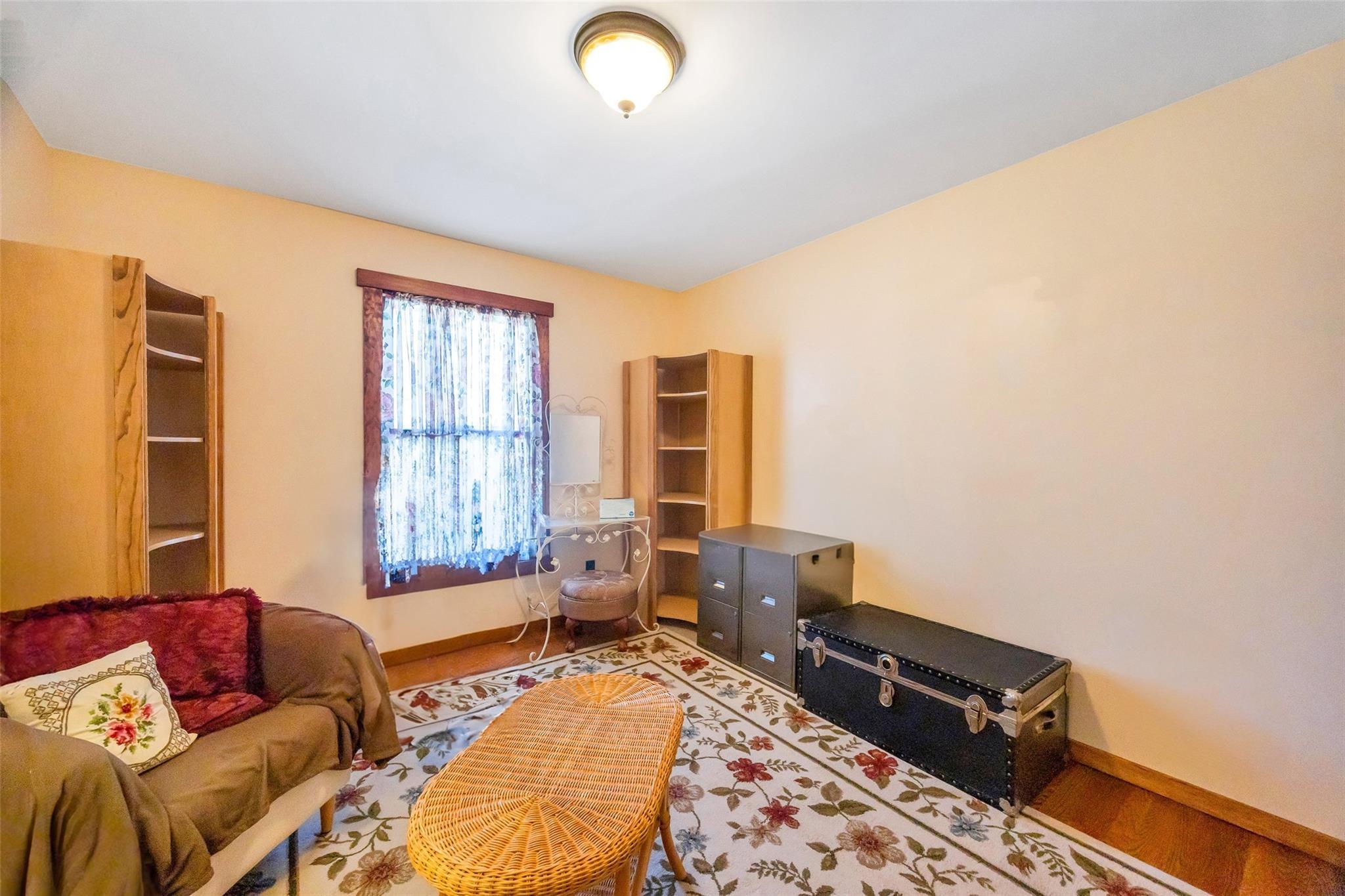 Single Family Southern  Suffolk County, NY 11767, MLS-832338-41