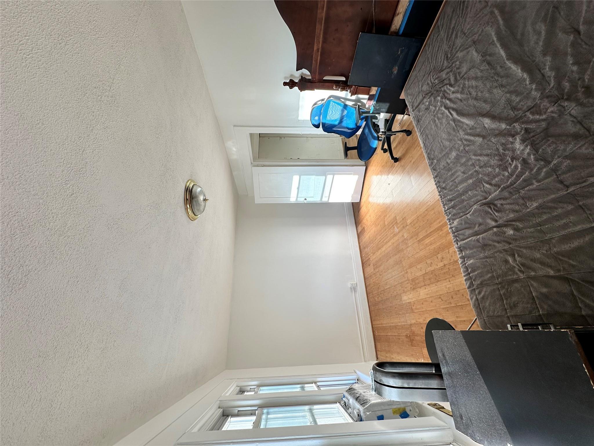 Apartment Guy R Brewer Blvd  Queens, NY 11433, MLS-832341-8