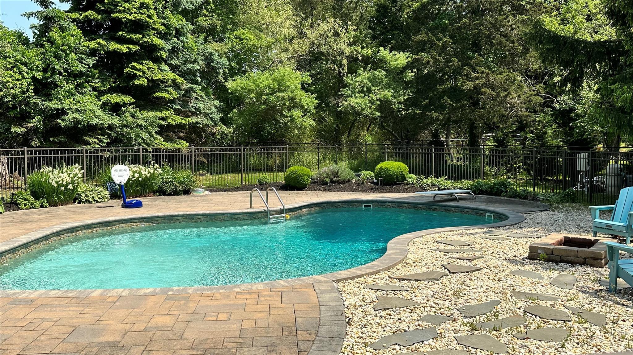 Single Family Old Saddle  Suffolk County, NY 11935, MLS-832361-12