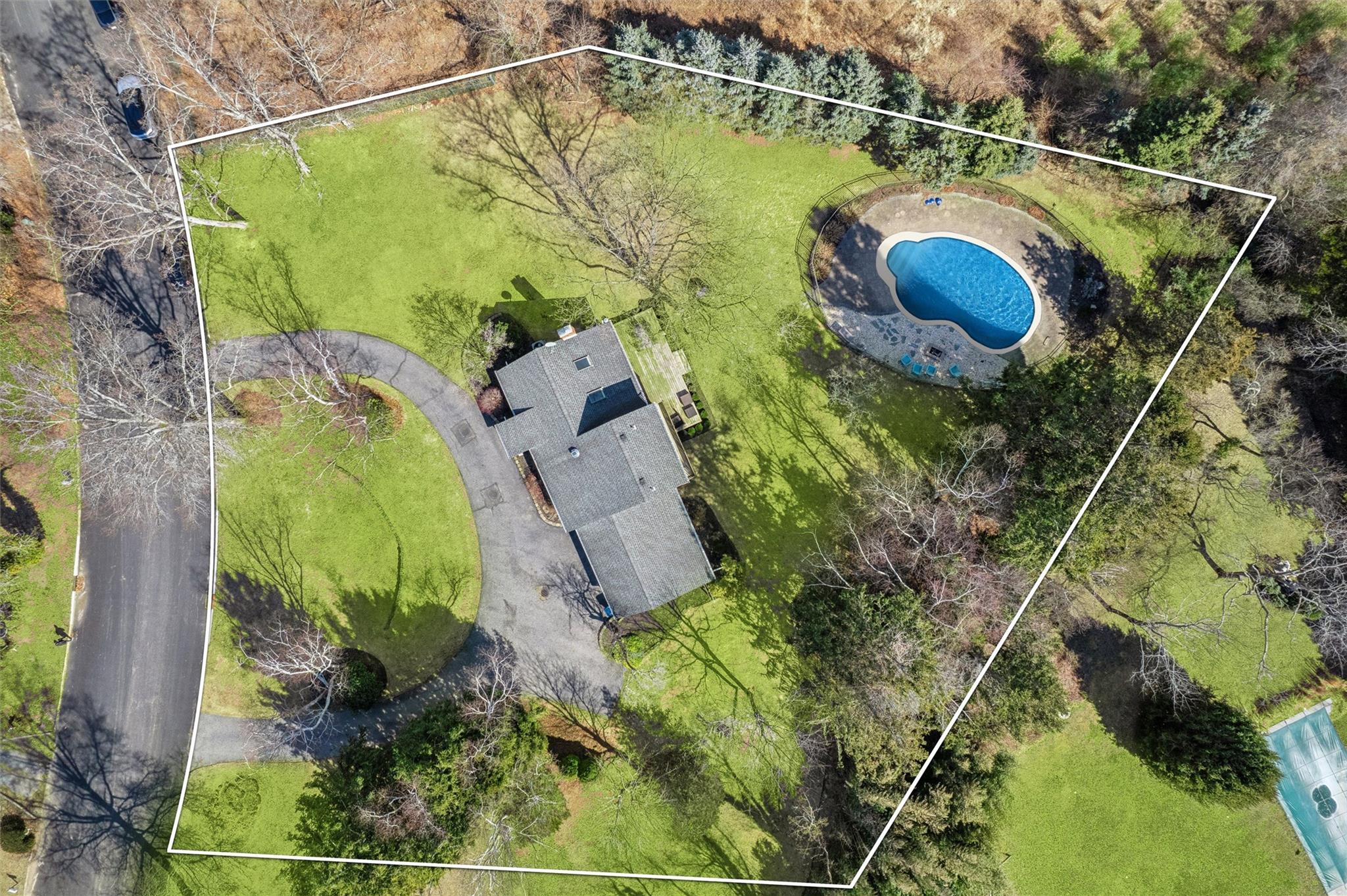 Single Family Old Saddle  Suffolk County, NY 11935, MLS-832361-18