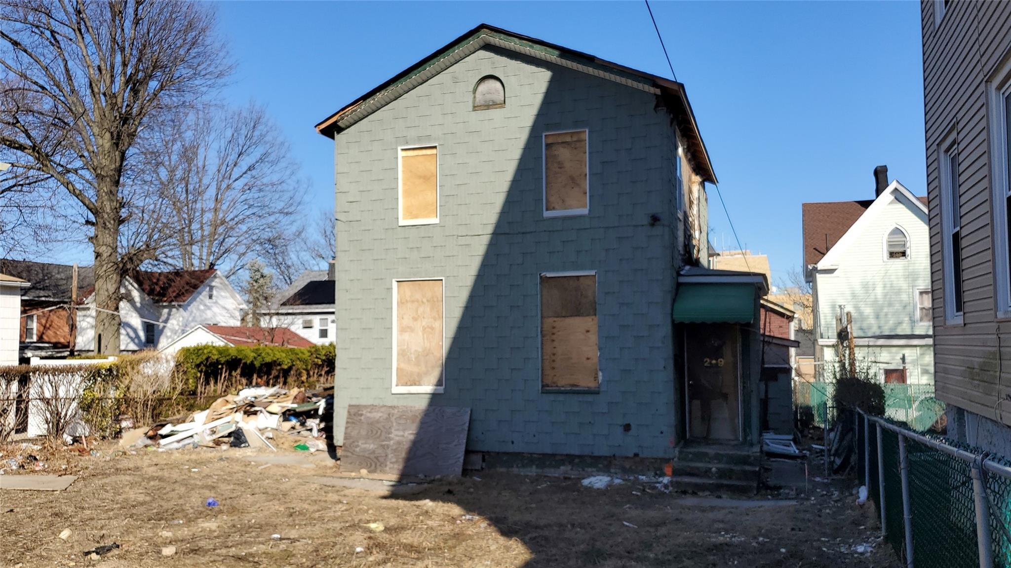 Single Family 10th  Westchester County, NY 10550, MLS-832403-10