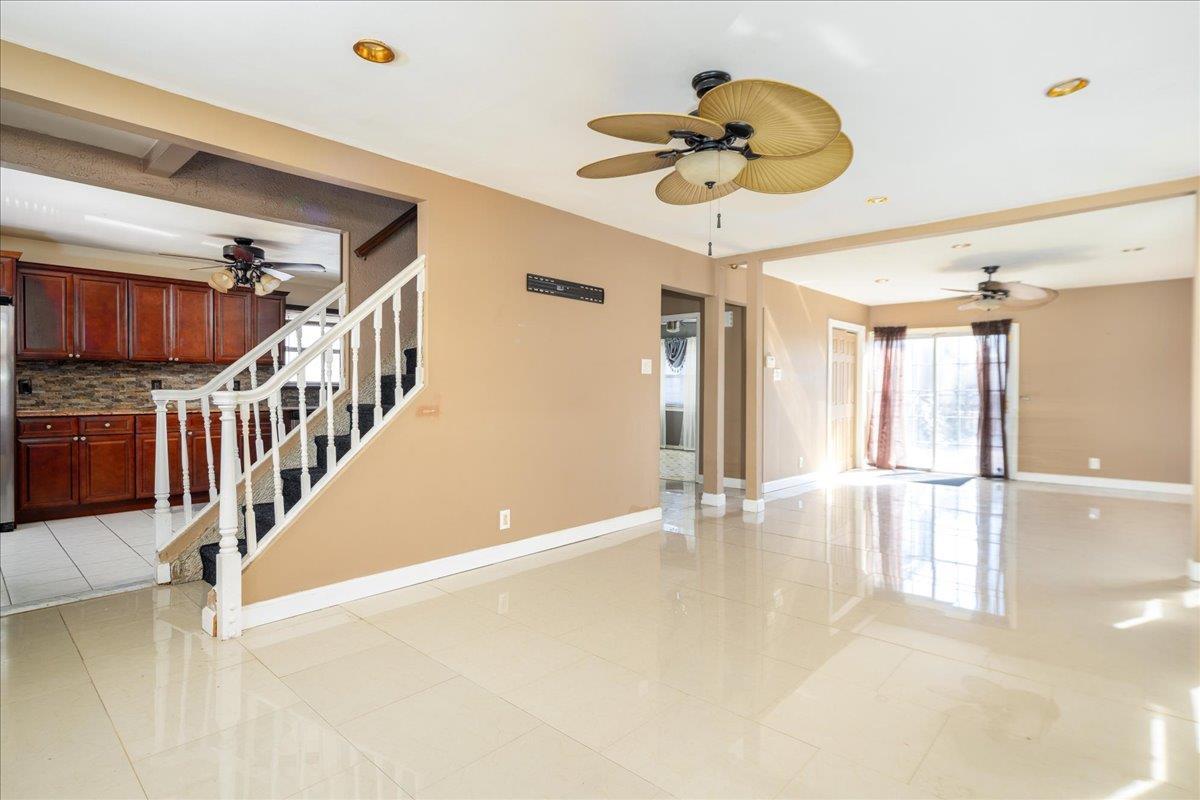 Single Family 157th  Queens, NY 11414, MLS-832407-12