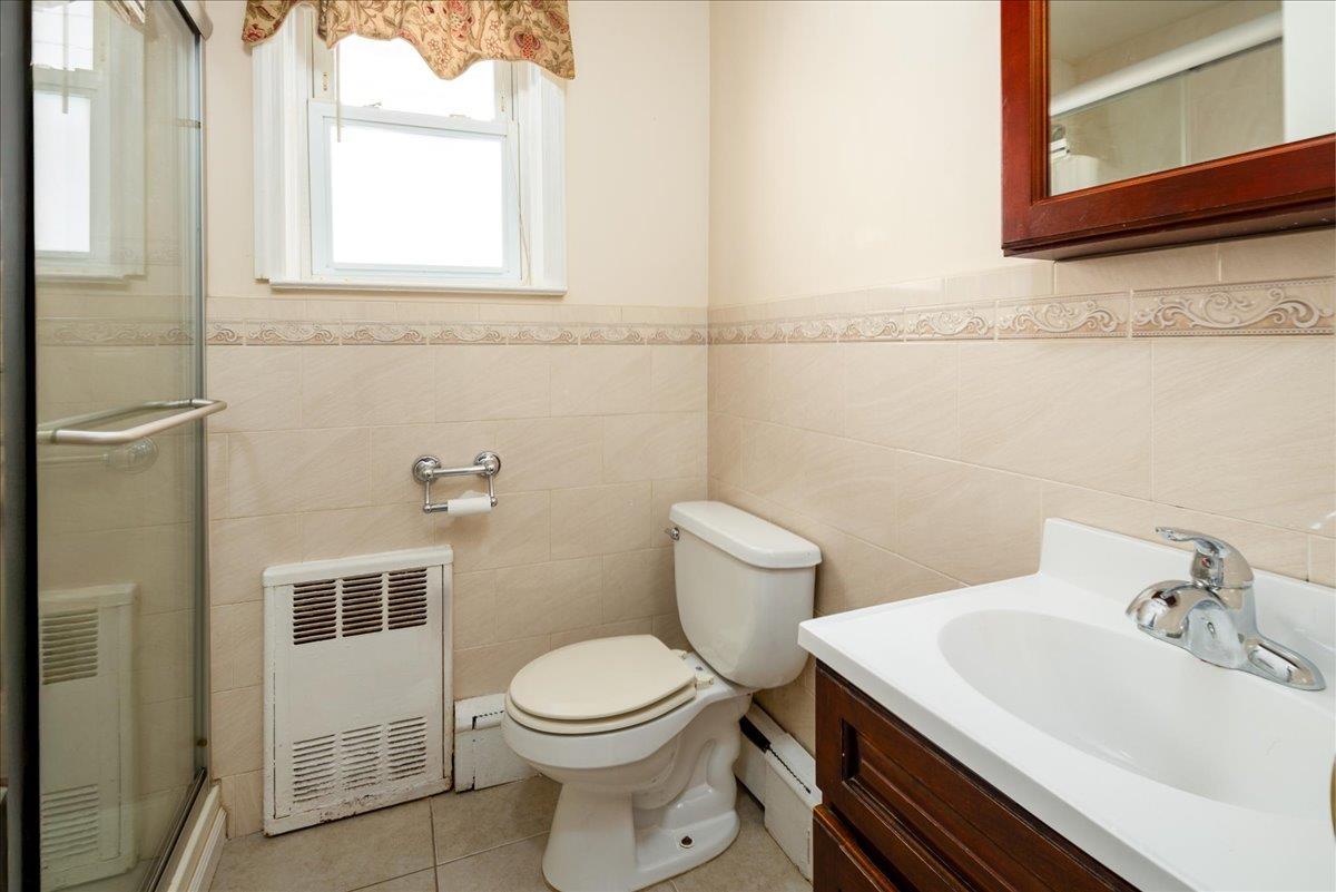 Single Family 157th  Queens, NY 11414, MLS-832407-4