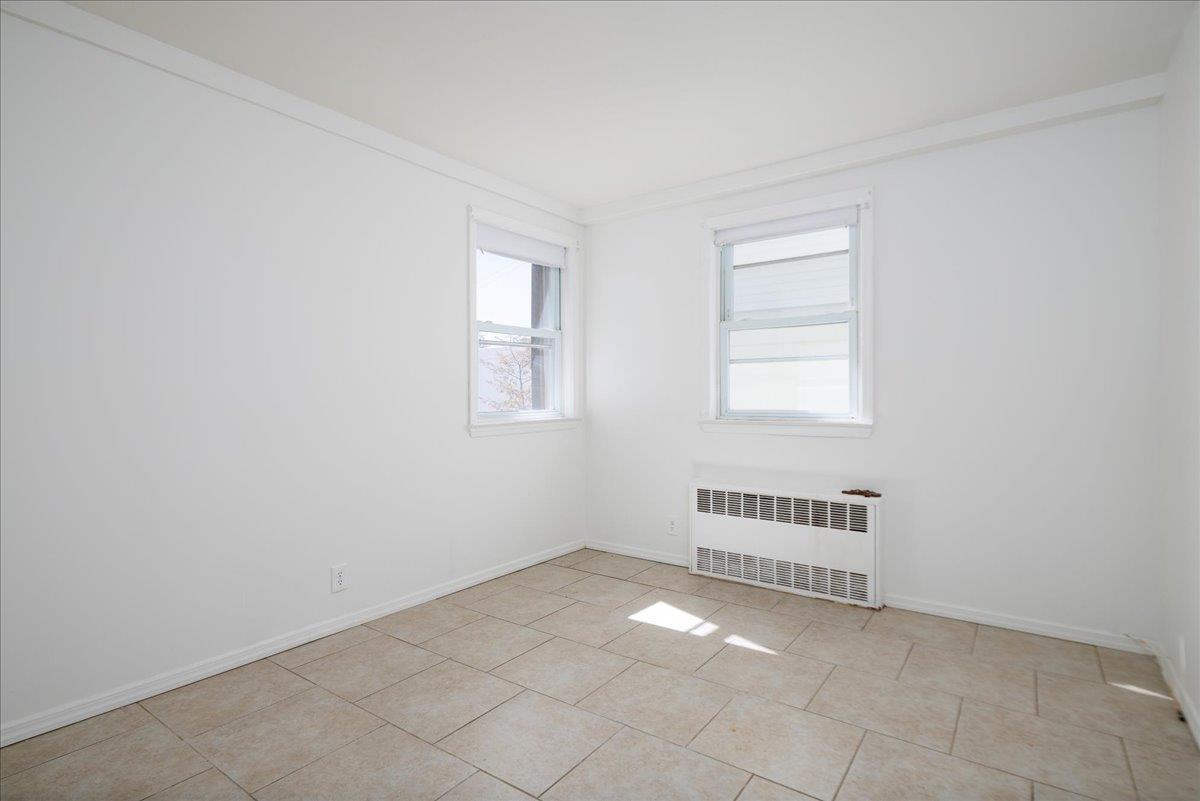 Single Family 157th  Queens, NY 11414, MLS-832407-7
