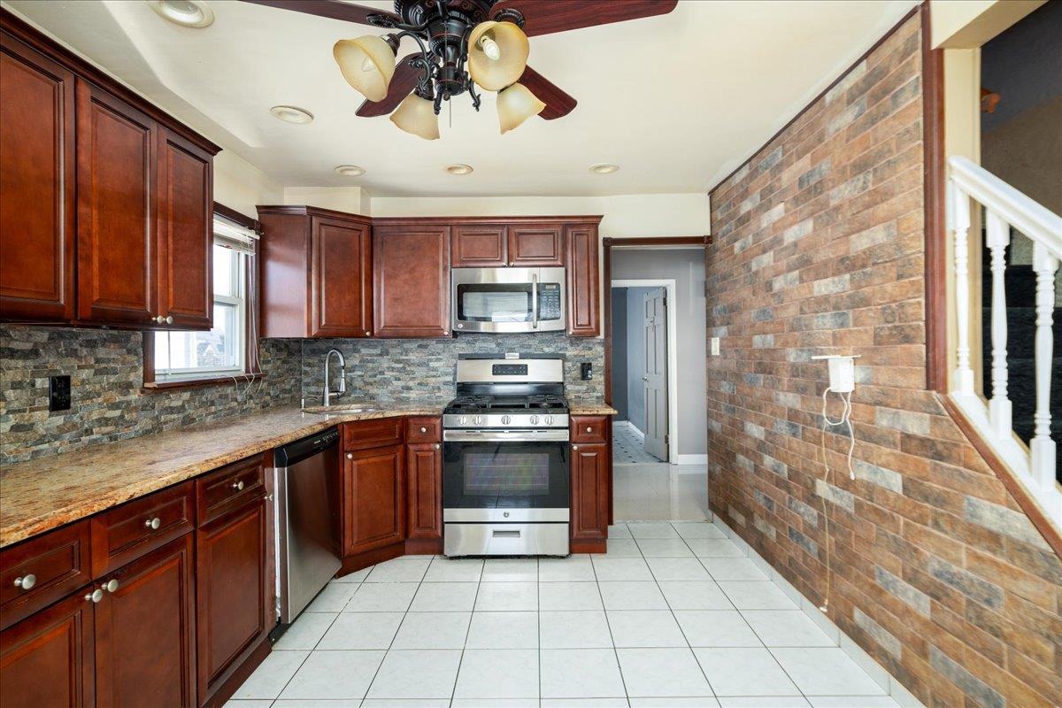 Single Family 157th  Queens, NY 11414, MLS-832407-9