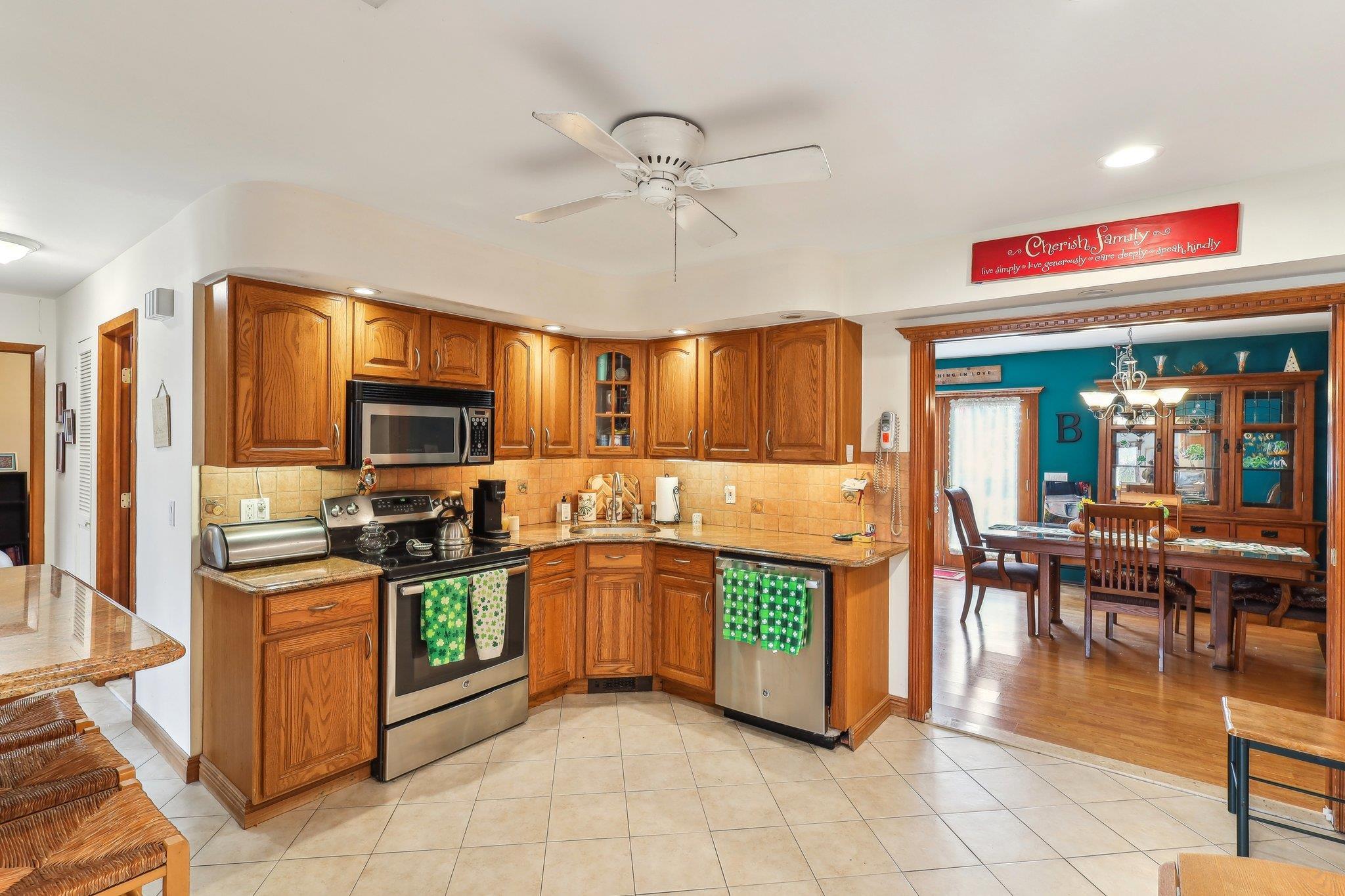Single Family Hilaire  Nassau County, NY 11783, MLS-832429-5