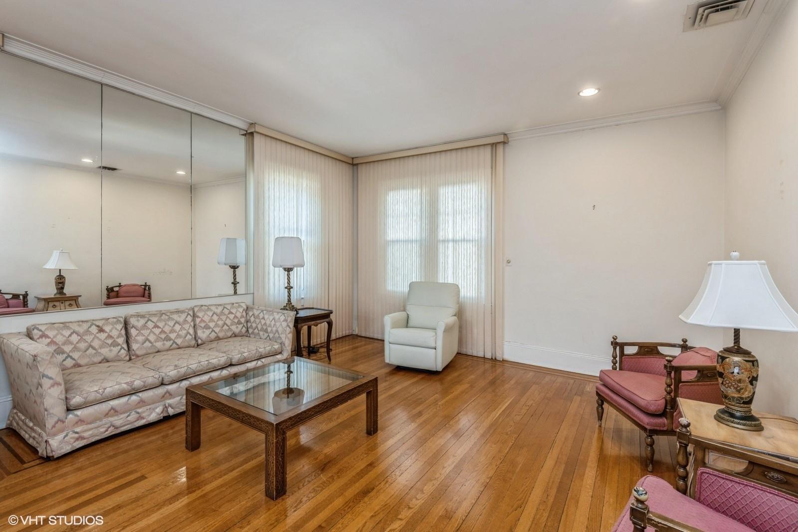 Single Family Hards  Nassau County, NY 11559, MLS-832435-10