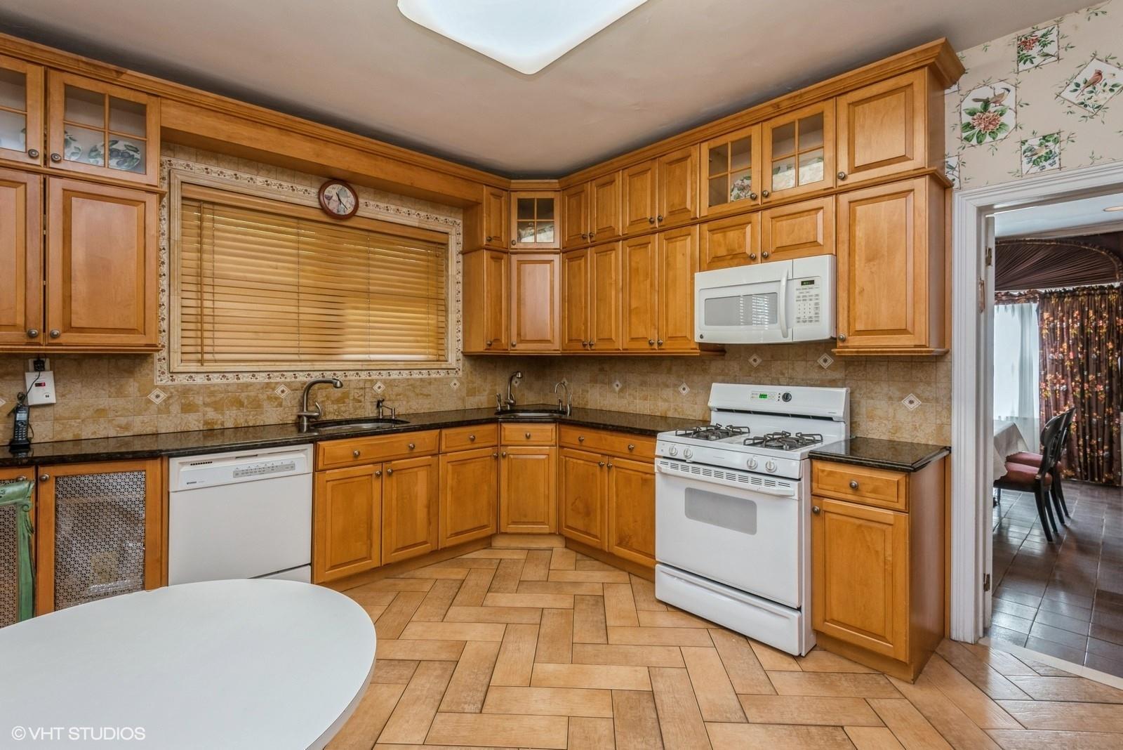 Single Family Hards  Nassau County, NY 11559, MLS-832435-18