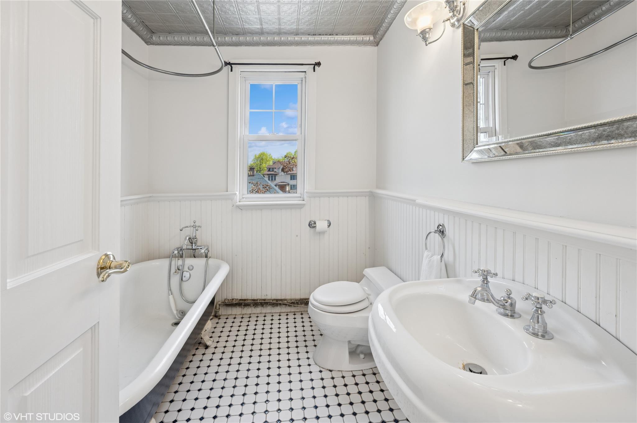 Single Family Cassilis  Westchester County, NY 10708, MLS-832443-11