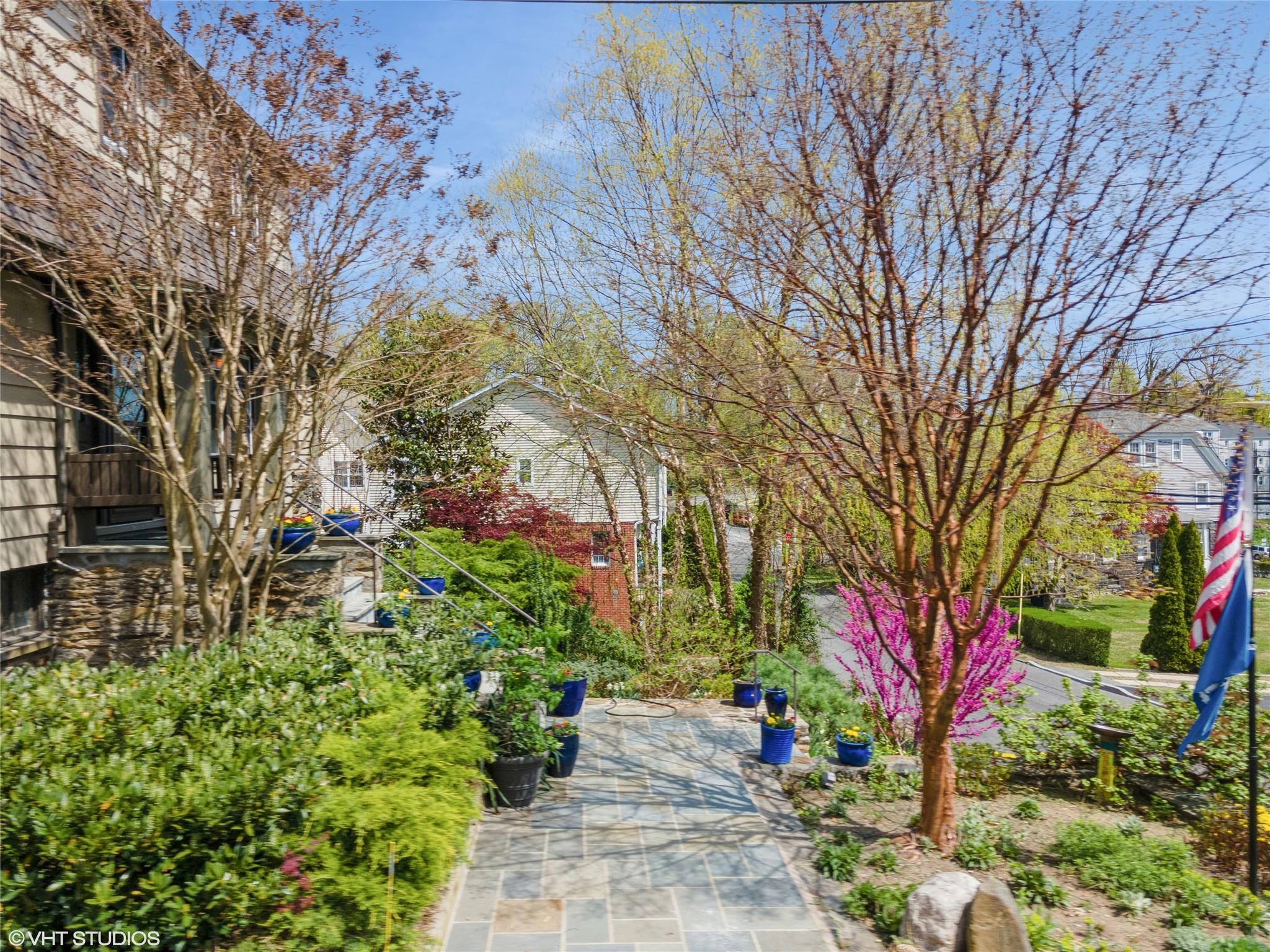 Single Family Cassilis  Westchester County, NY 10708, MLS-832443-17