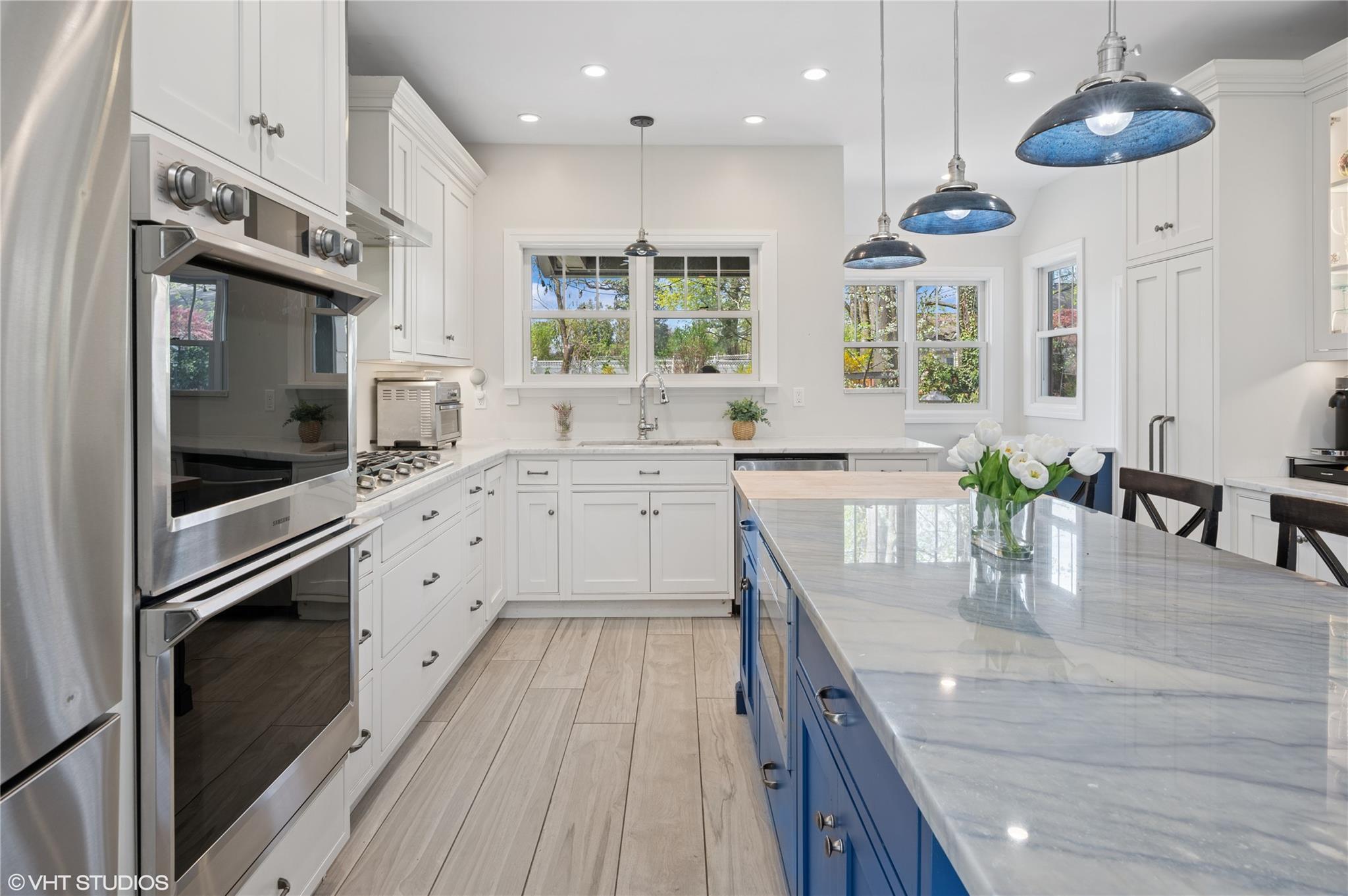 Single Family Cassilis  Westchester County, NY 10708, MLS-832443-2