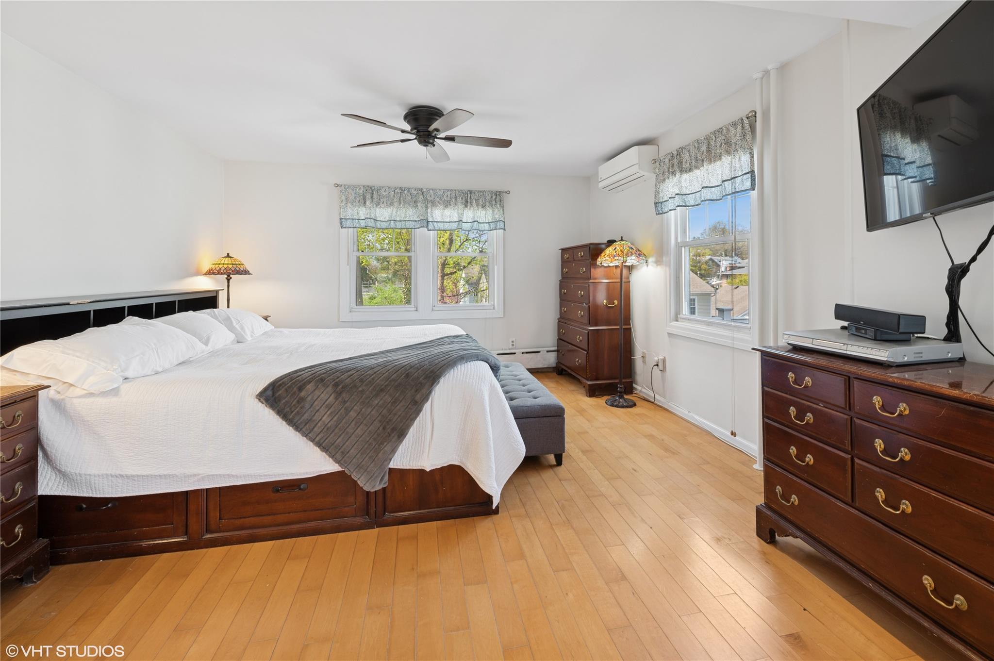 Single Family Cassilis  Westchester County, NY 10708, MLS-832443-7